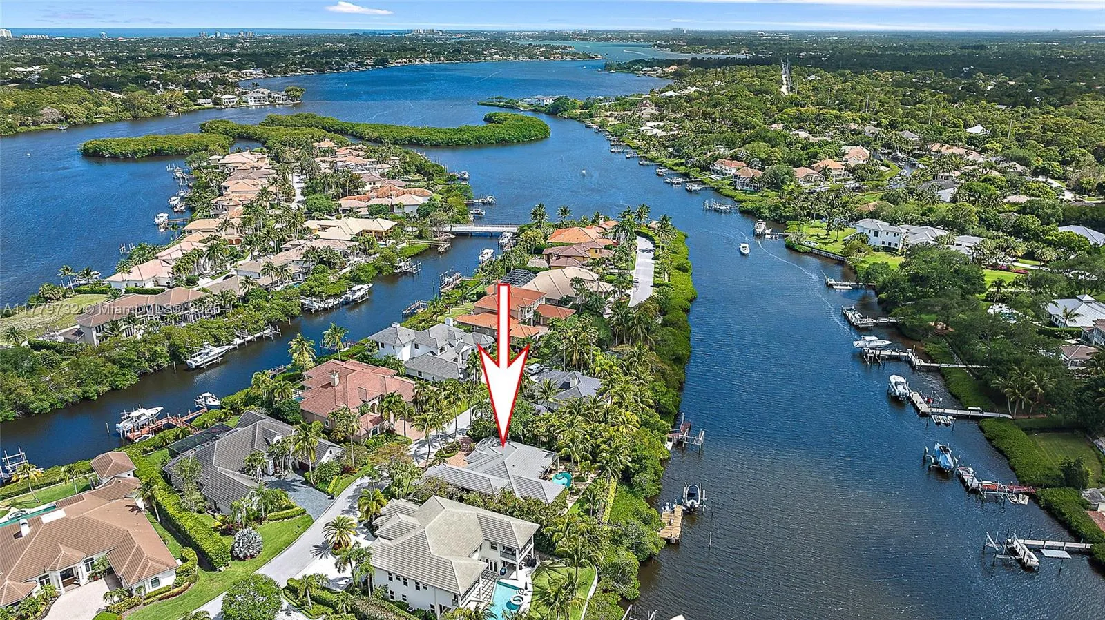 19028 SE Windward Island Ln, Jupiter FL 33458