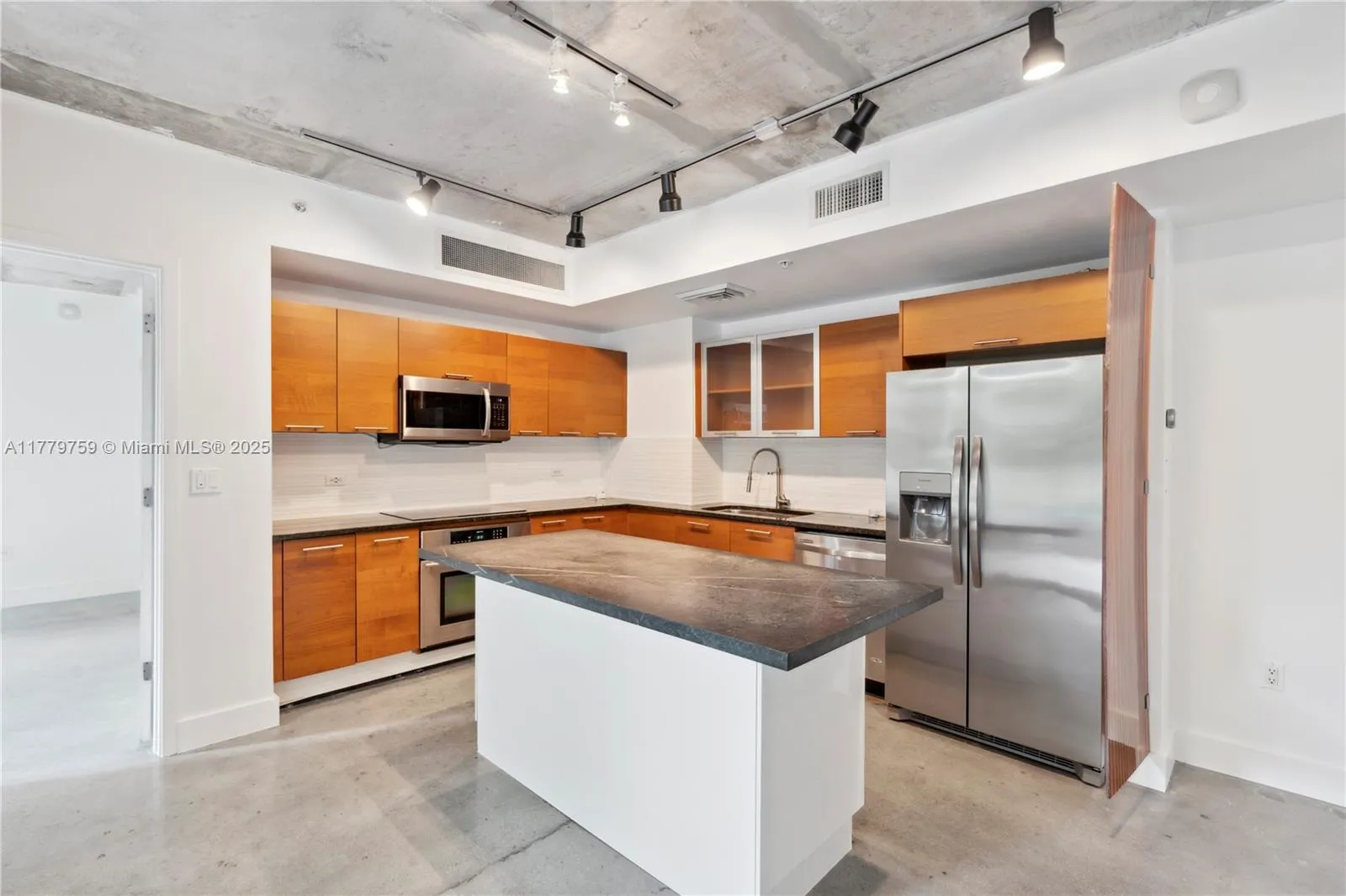 3451 NE 1st Ave # M0707, Miami FL 33137