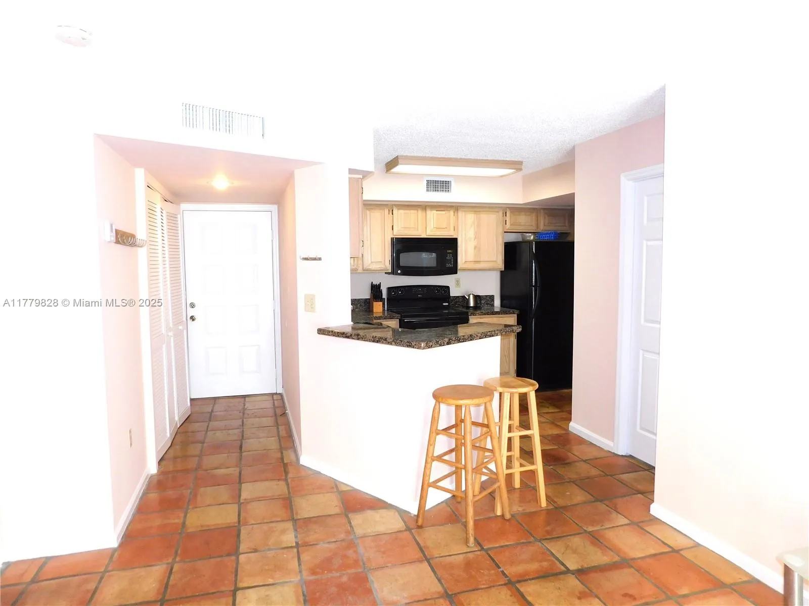 1280 S Alhambra Cir # 2211, Coral Gables FL 33146