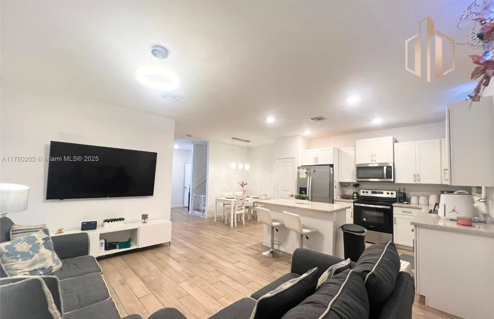 Property listing photo