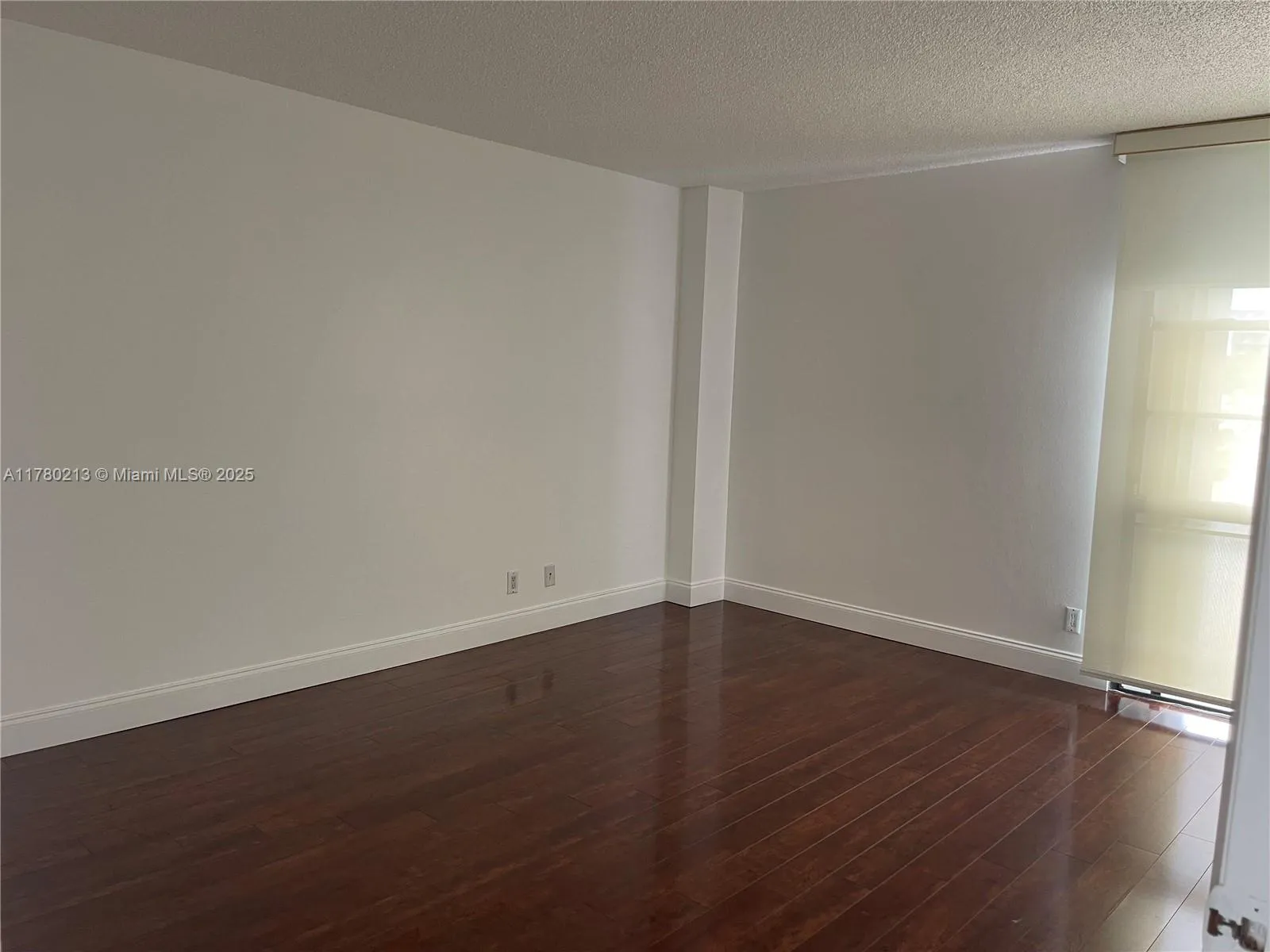 20500 W Country Club Dr # 704, Aventura FL 33180