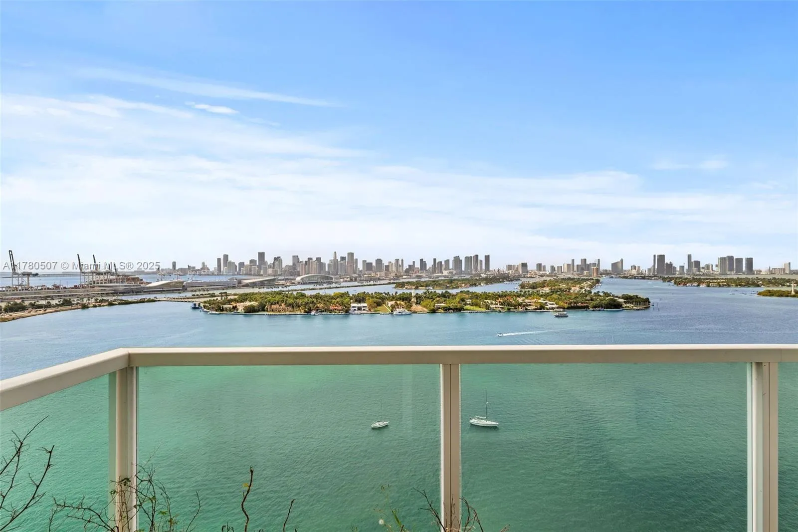 2 bedroom 2 bath for sale at 650 West Ave # 2511, Miami Beach FL 33139