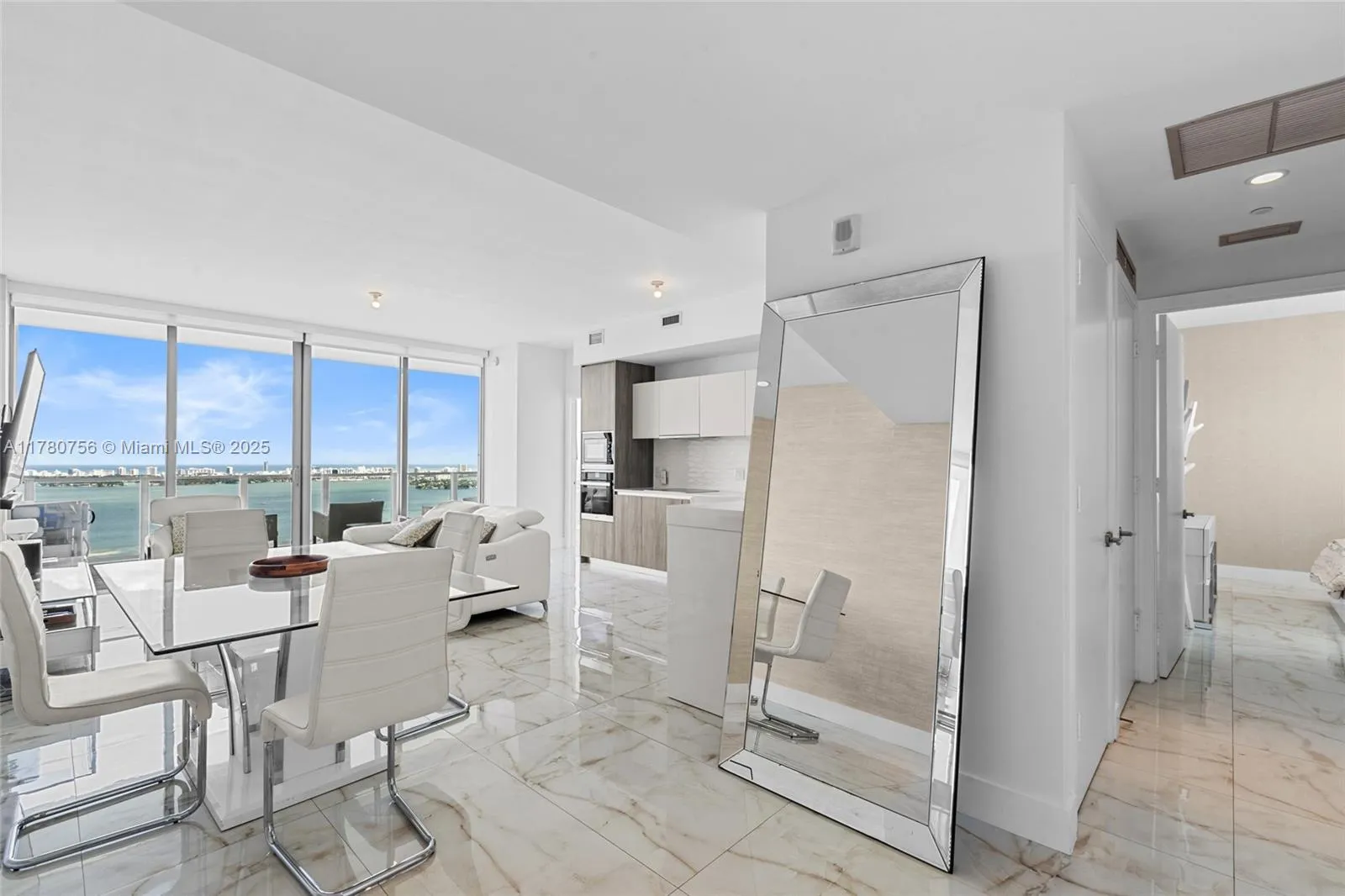 2900 NE 7th Ave # 4104, Miami FL 33137