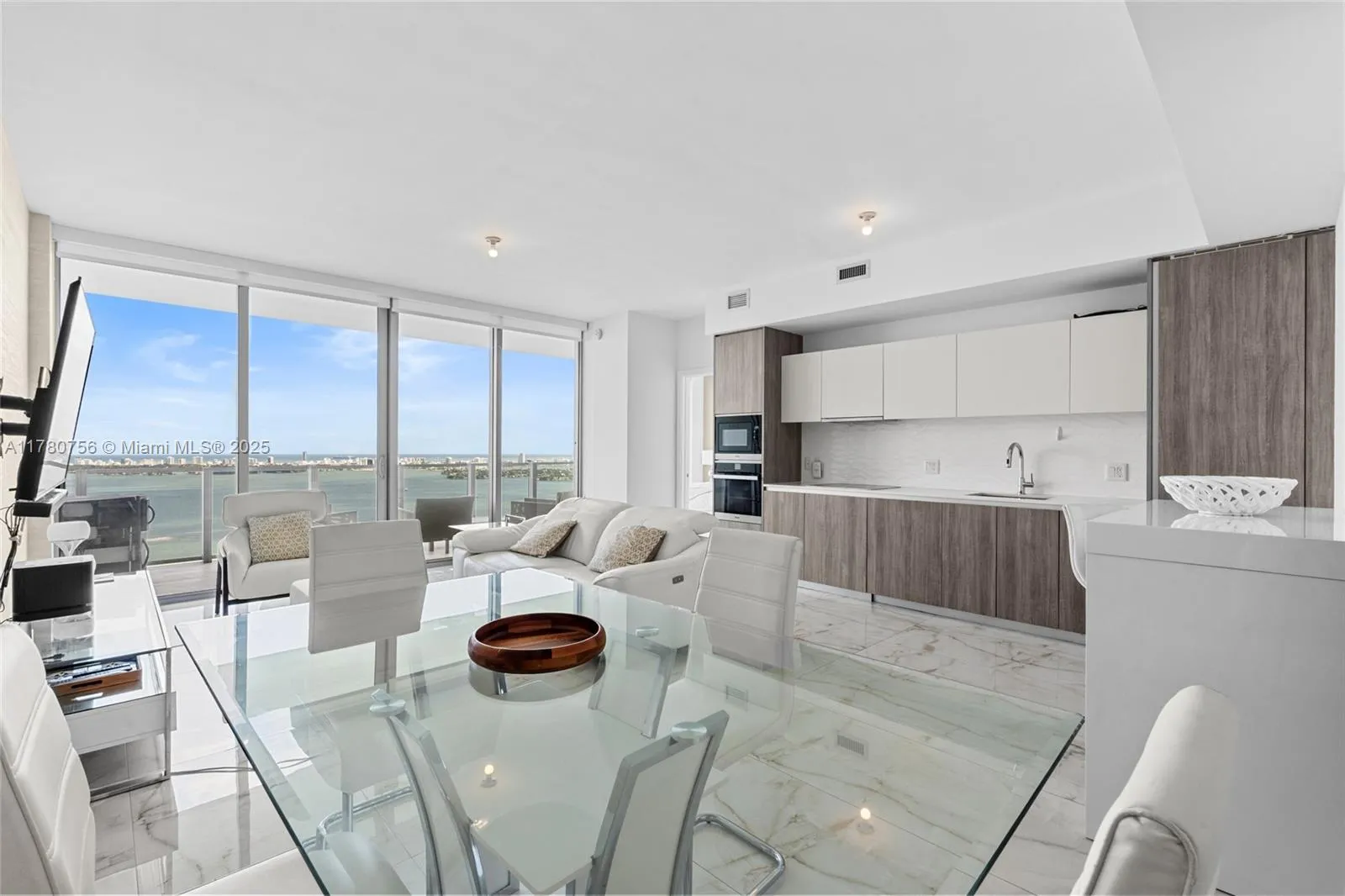 2900 NE 7th Ave # 4104, Miami FL 33137