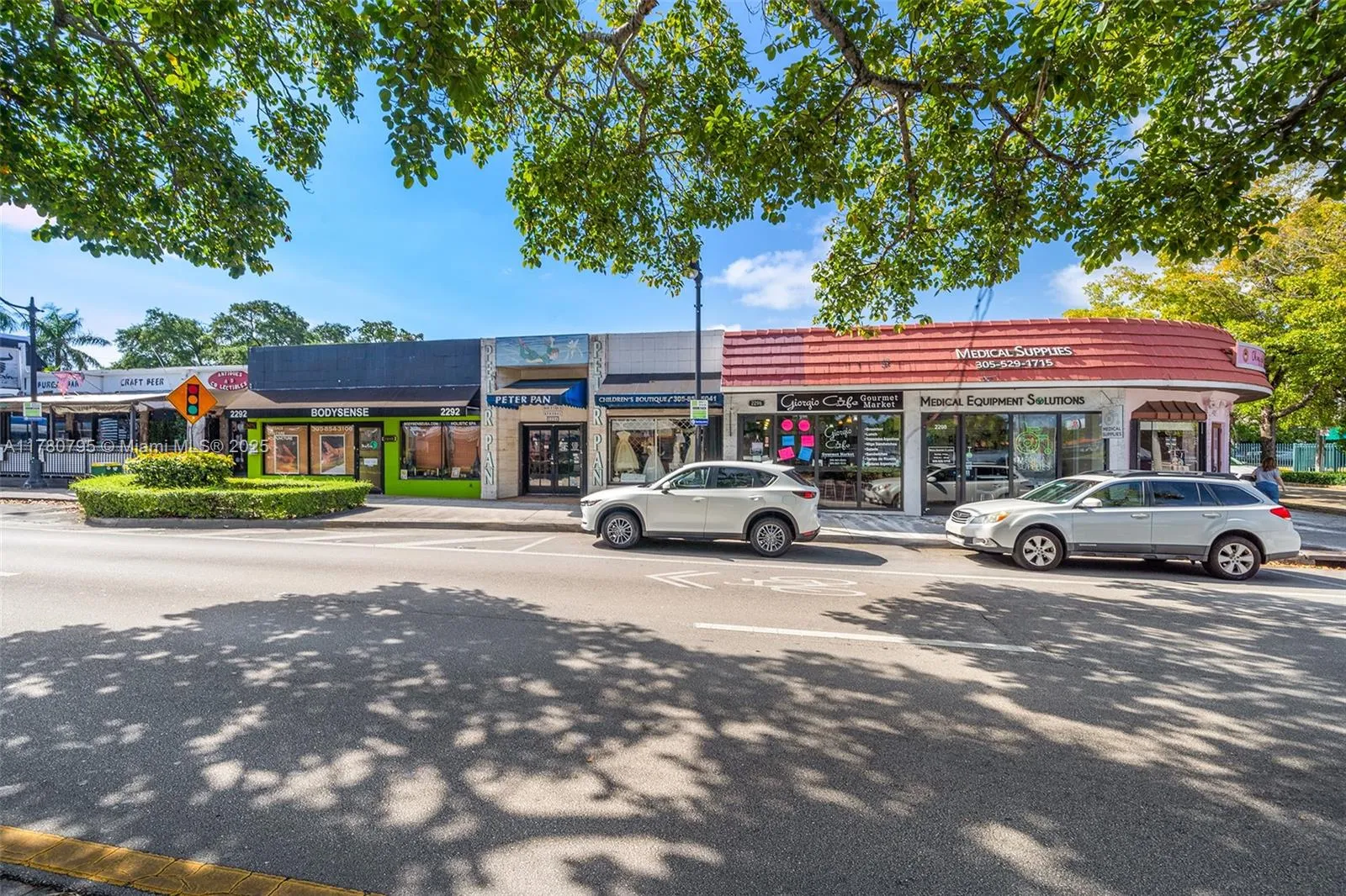 2292 SW 22nd St, Miami FL 33145