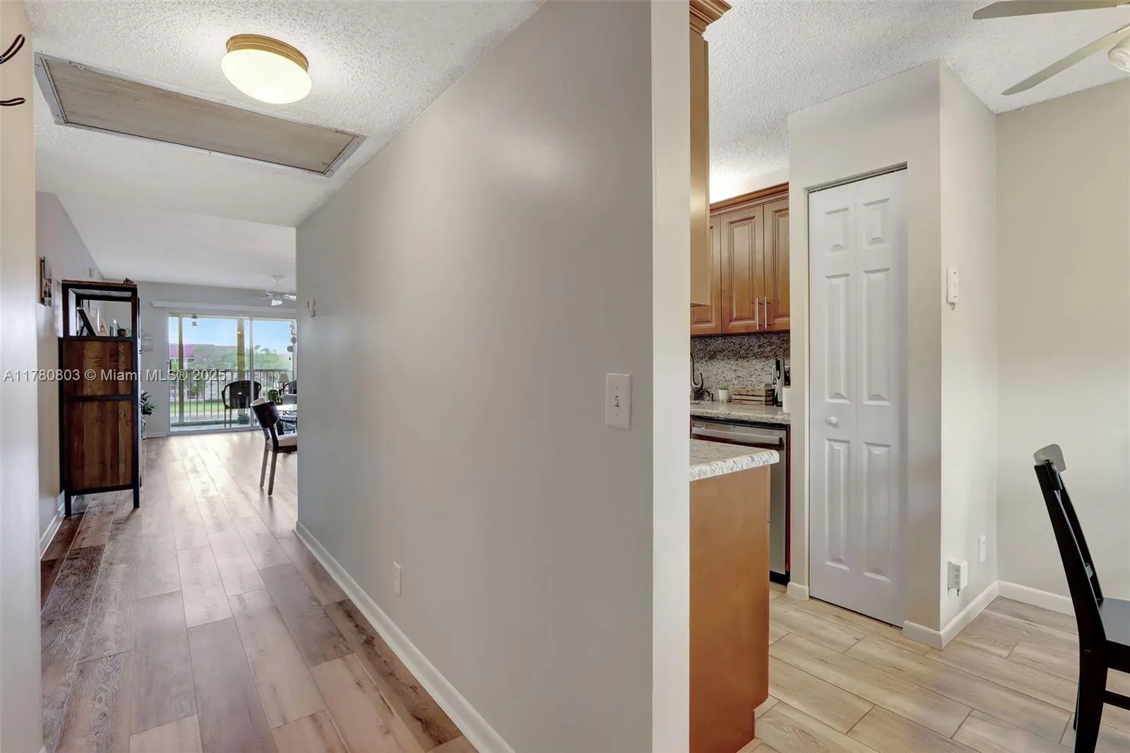 12900 SW 13th St # 412E, Pembroke Pines FL 33027