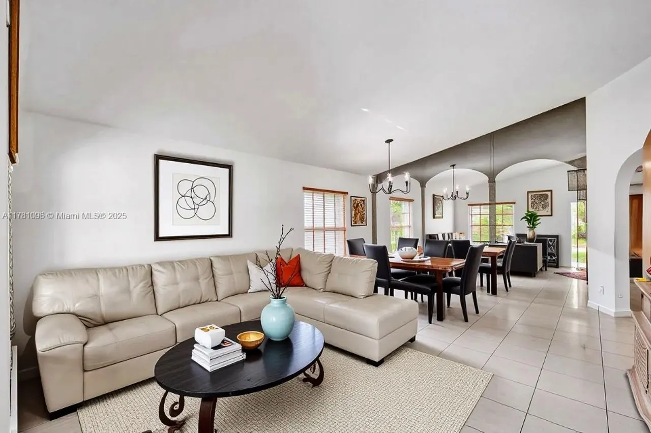 11410 SW 20th St, Miramar FL 33025