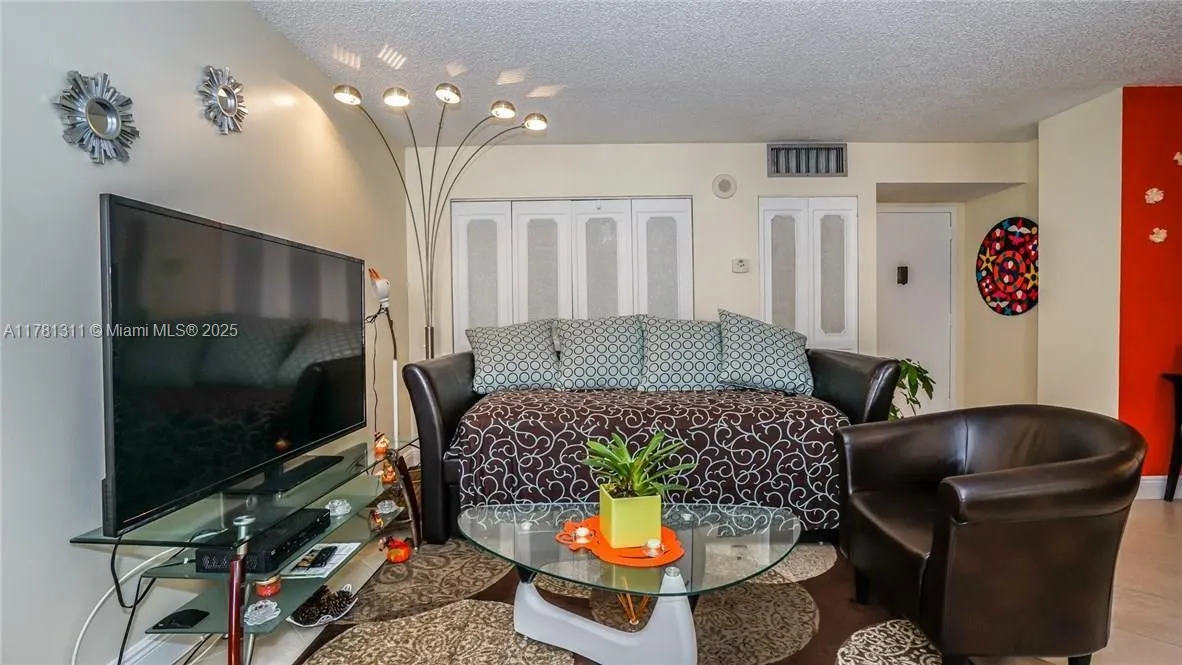 17011 N Bay Rd # 701, Sunny Isles Beach FL 33160