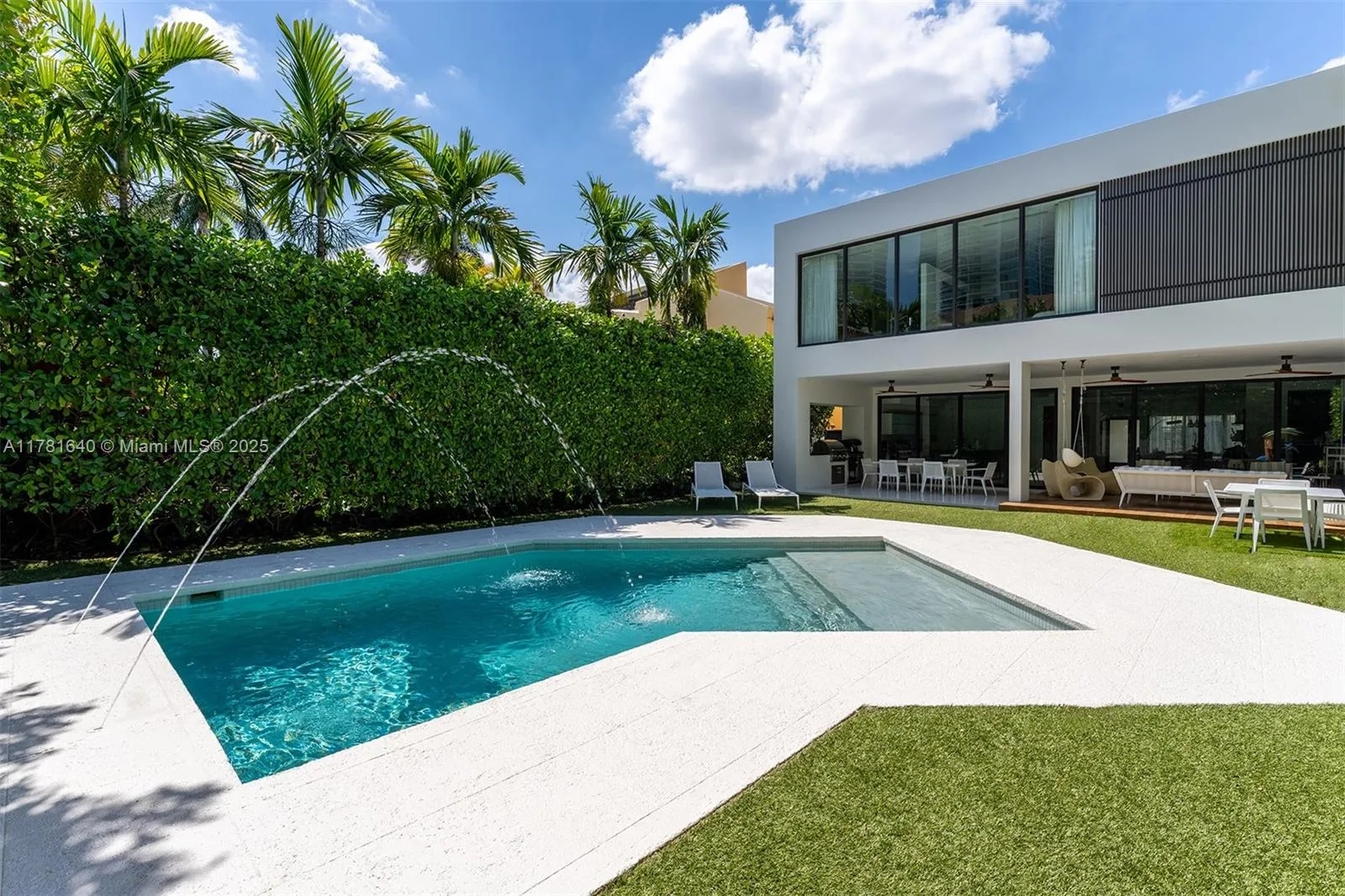 4 bedroom 4 bath for sale at 2031 S Miami Ave, Miami FL 33129