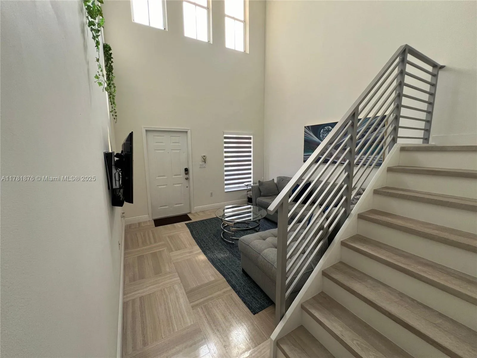 190 Riverwalk Cir # 190, Sunrise FL 33326