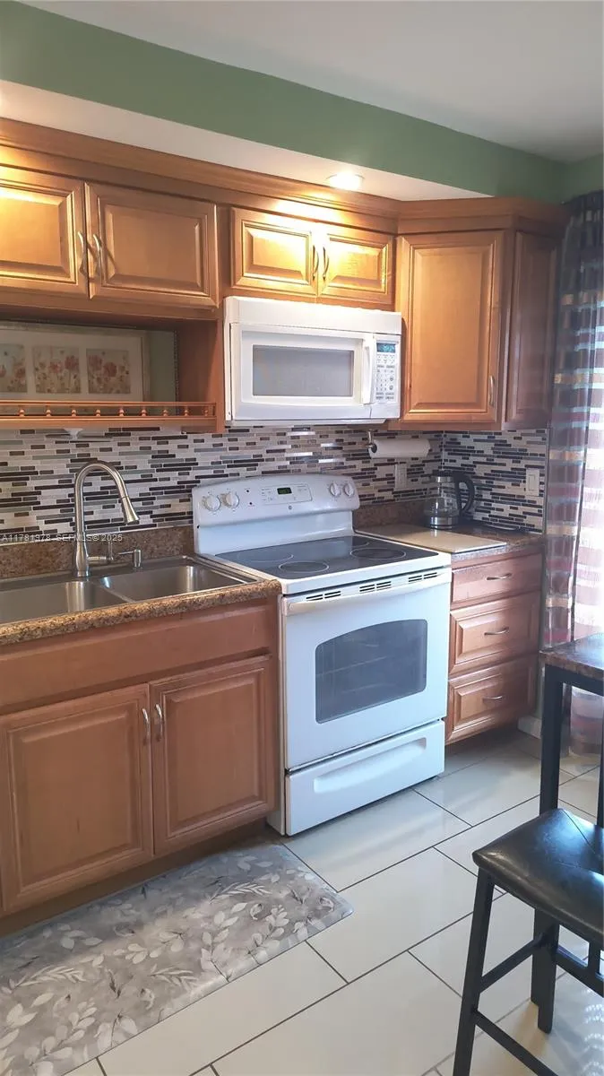 4500 N Federal Hwy # 352F, Lighthouse Point FL 33064