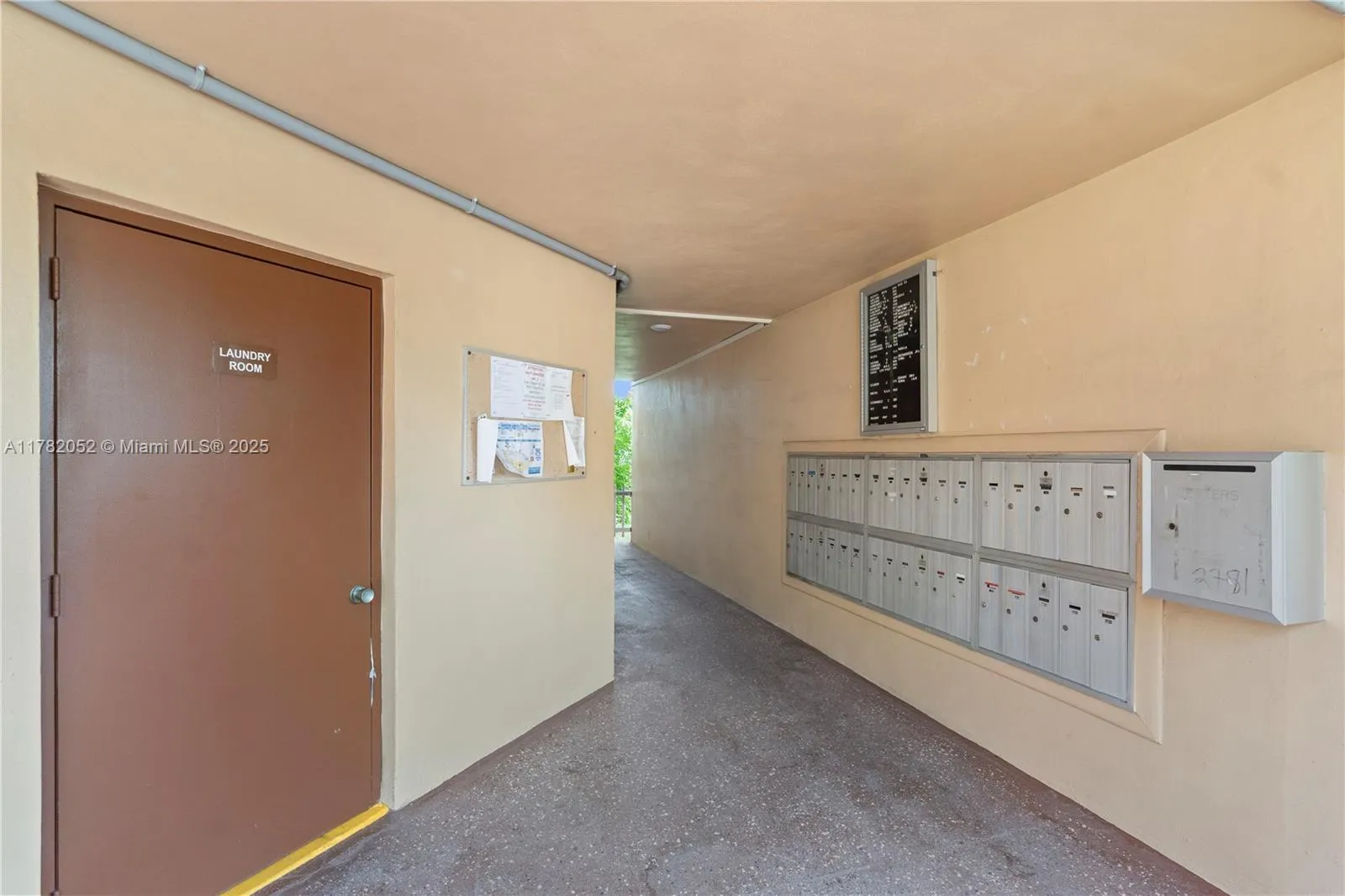 2781 N Pine Island Rd # 105, Sunrise FL 33322