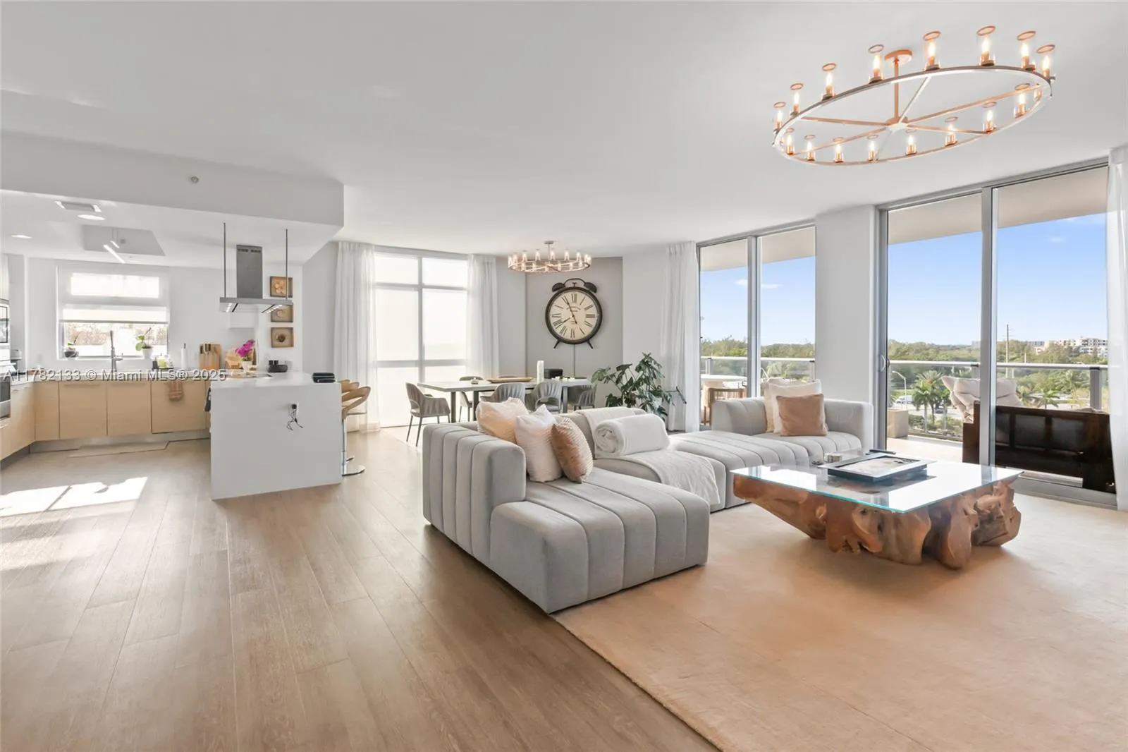 17301 Biscayne Blvd # 702, North Miami Beach FL 33160