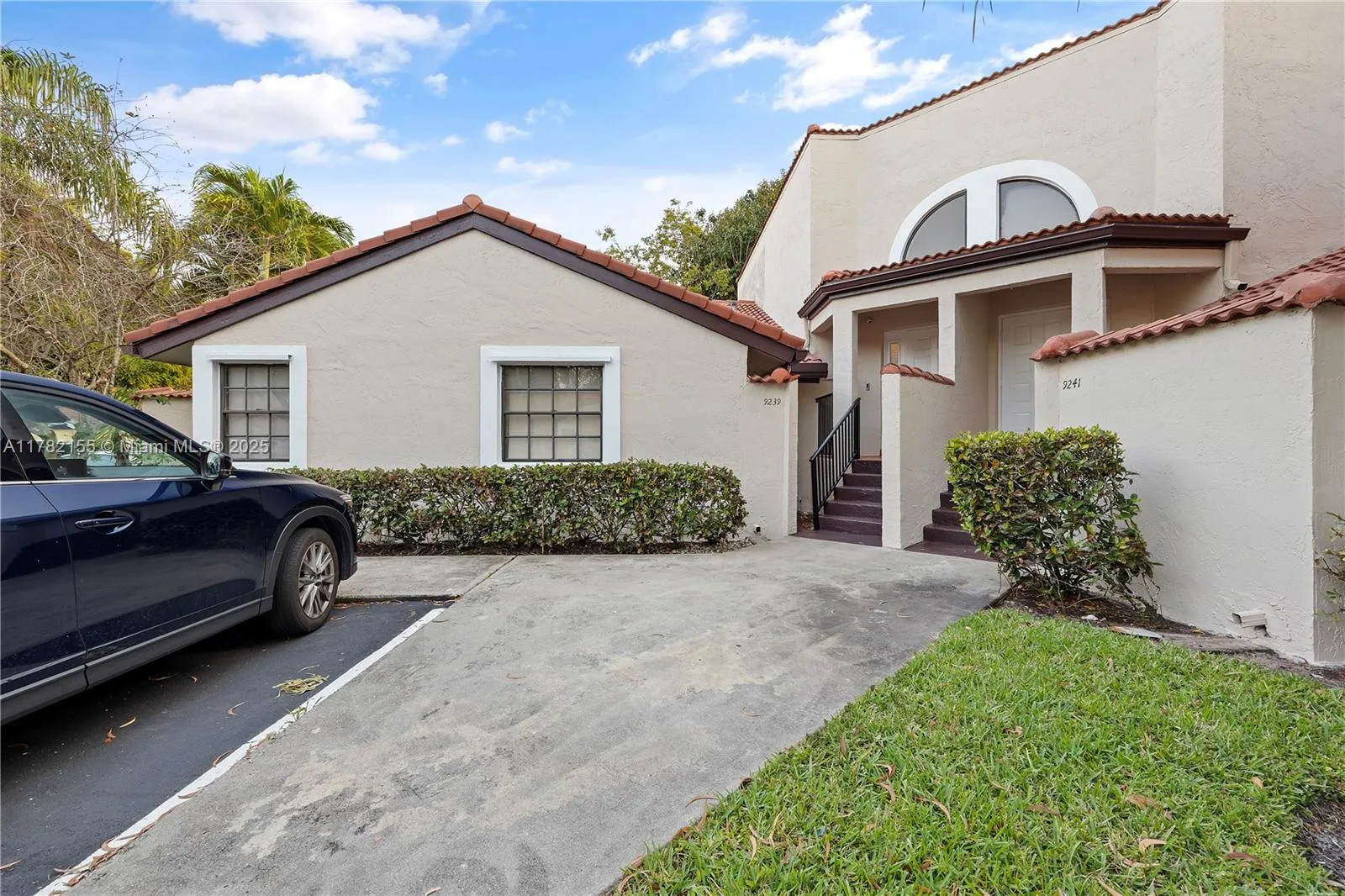 9239 W Sunrise Blvd, Plantation FL 33322