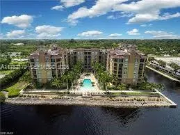 2825 Palm Beach Blvd # 418, Fort Myers FL 33916