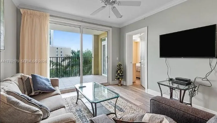 2825 Palm Beach Blvd # 418, Fort Myers FL 33916