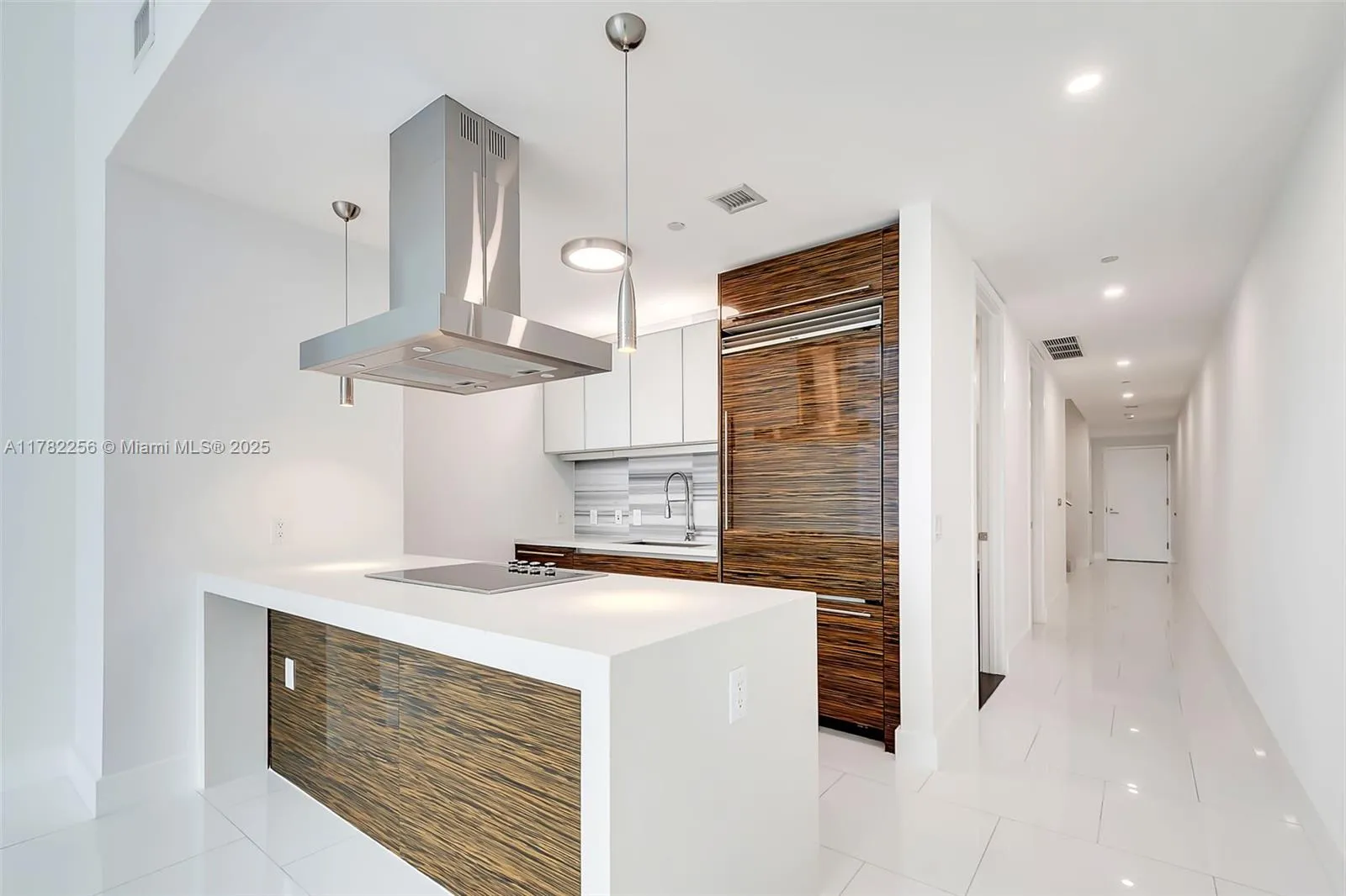 1100 Biscayne Blvd # 3305, Miami FL 33132