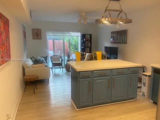 1560 NE 145th St # 2, Miami FL 33161