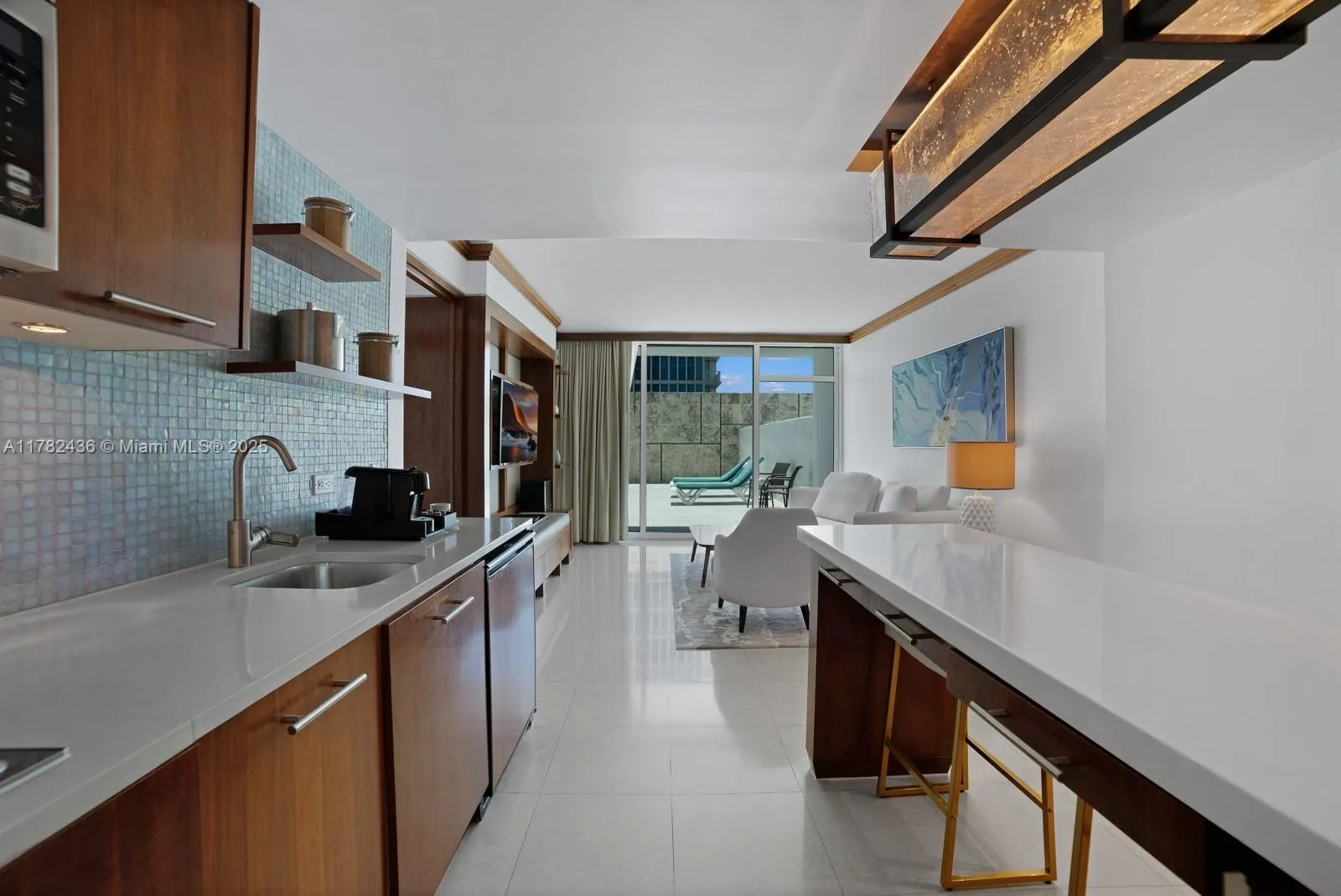 6801 Collins Ave # 604, Miami Beach FL 33141