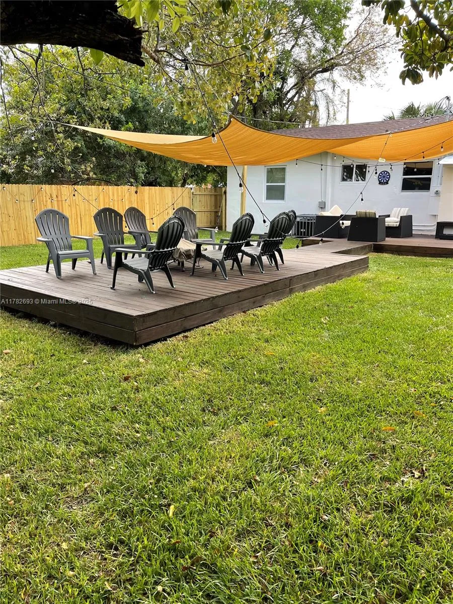 3 bedroom 2 bath for sale at 261 NW 46th St, Miami FL 33127