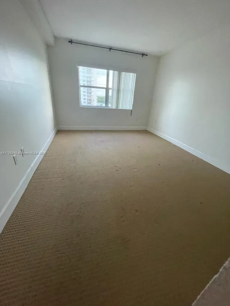 400 Kings Point Dr # 622, Sunny Isles Beach FL 33160