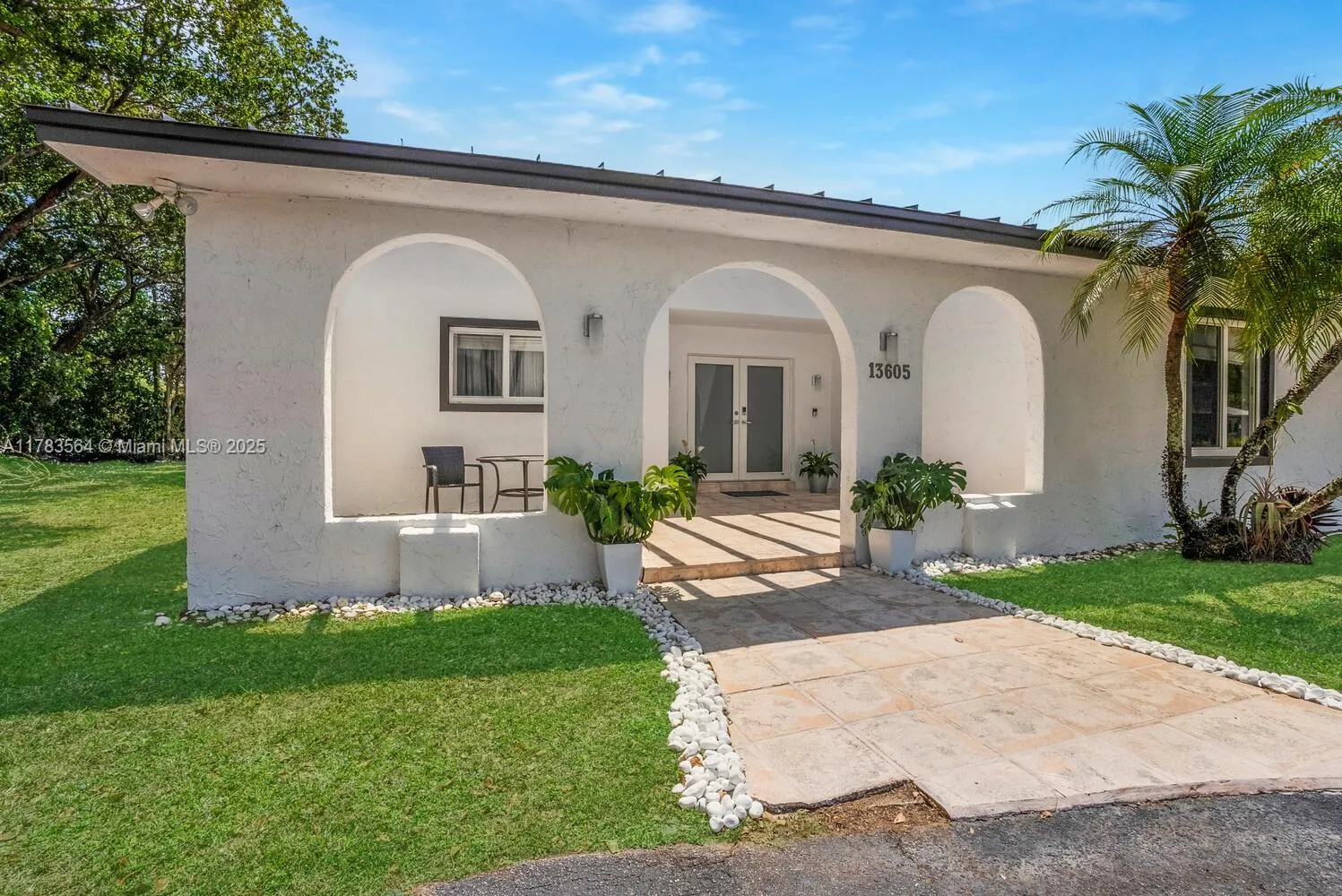 13605 SW 73rd Ave, Palmetto Bay FL 33158