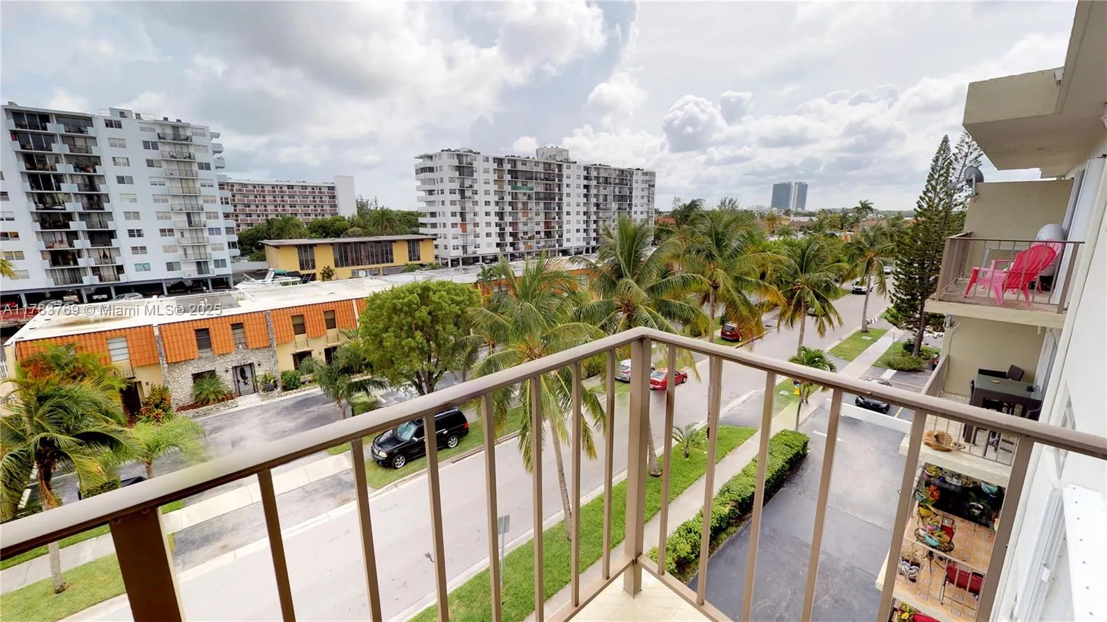 1 bedroom 1 bath for sale at 3665 NE 167th St # 501, North Miami Beach FL 33160