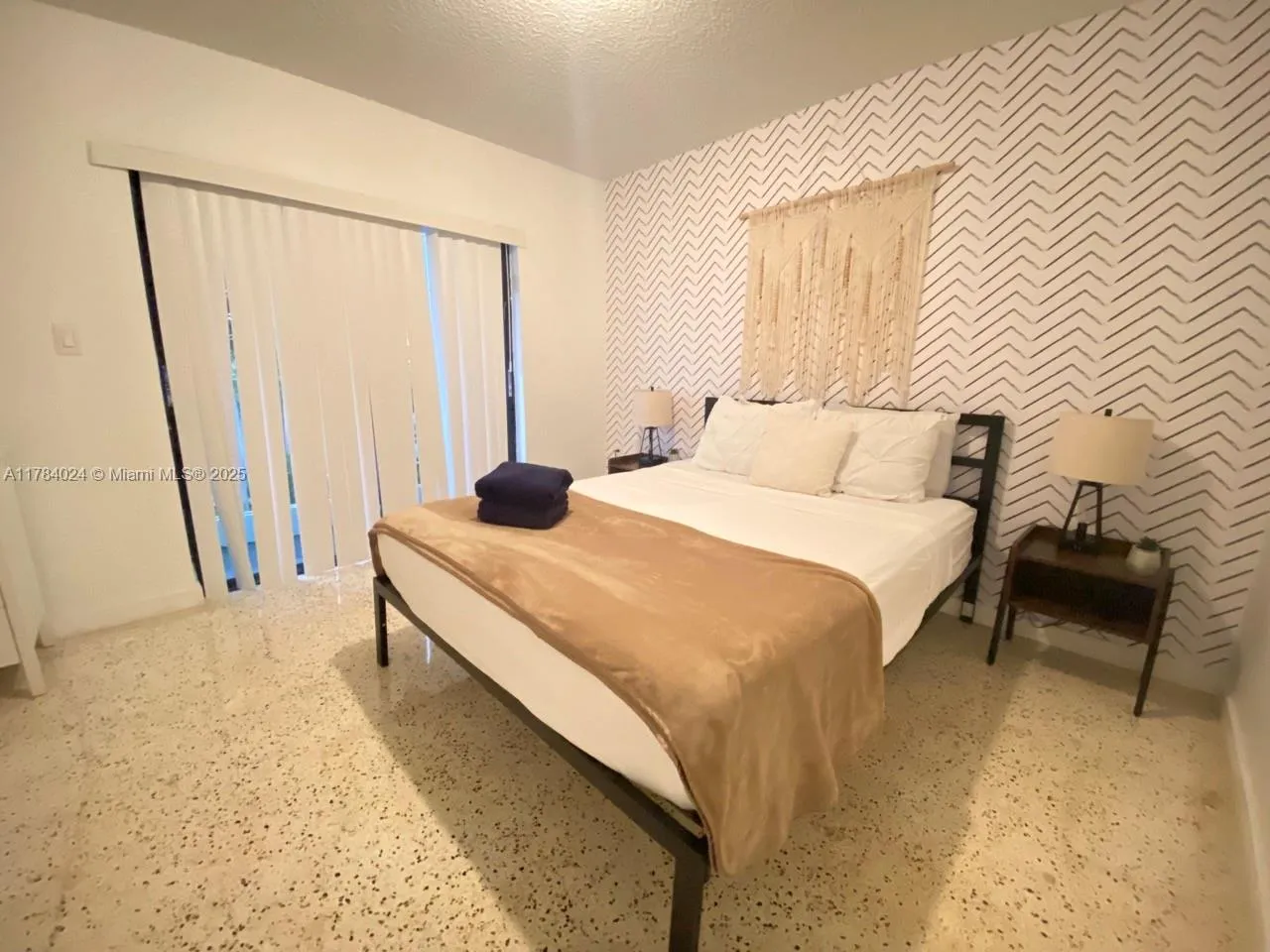 1645 SW 7th St # 4, Miami FL 33135