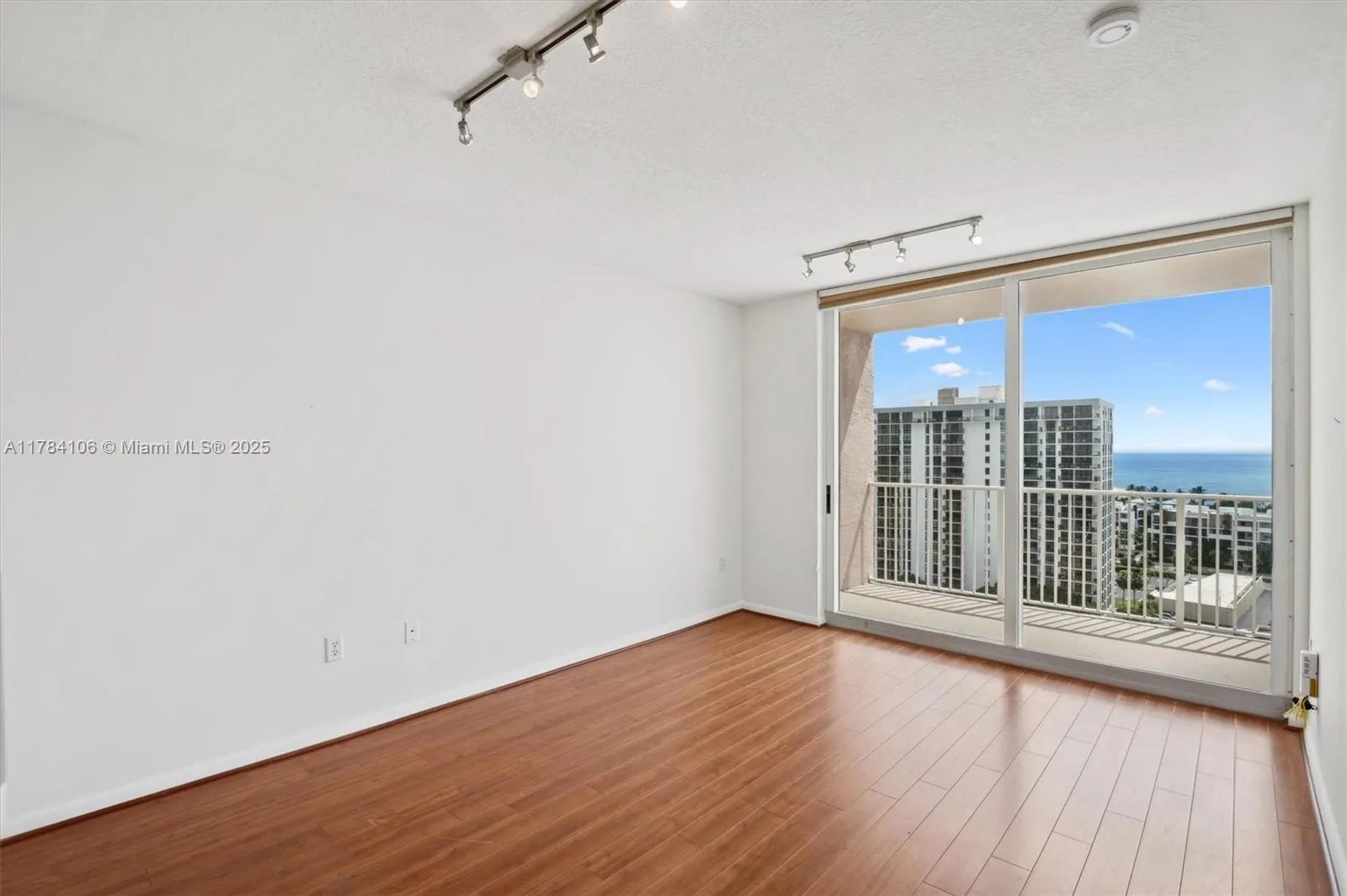 3020 NE 32nd Ave # 1407, Fort Lauderdale FL 33308