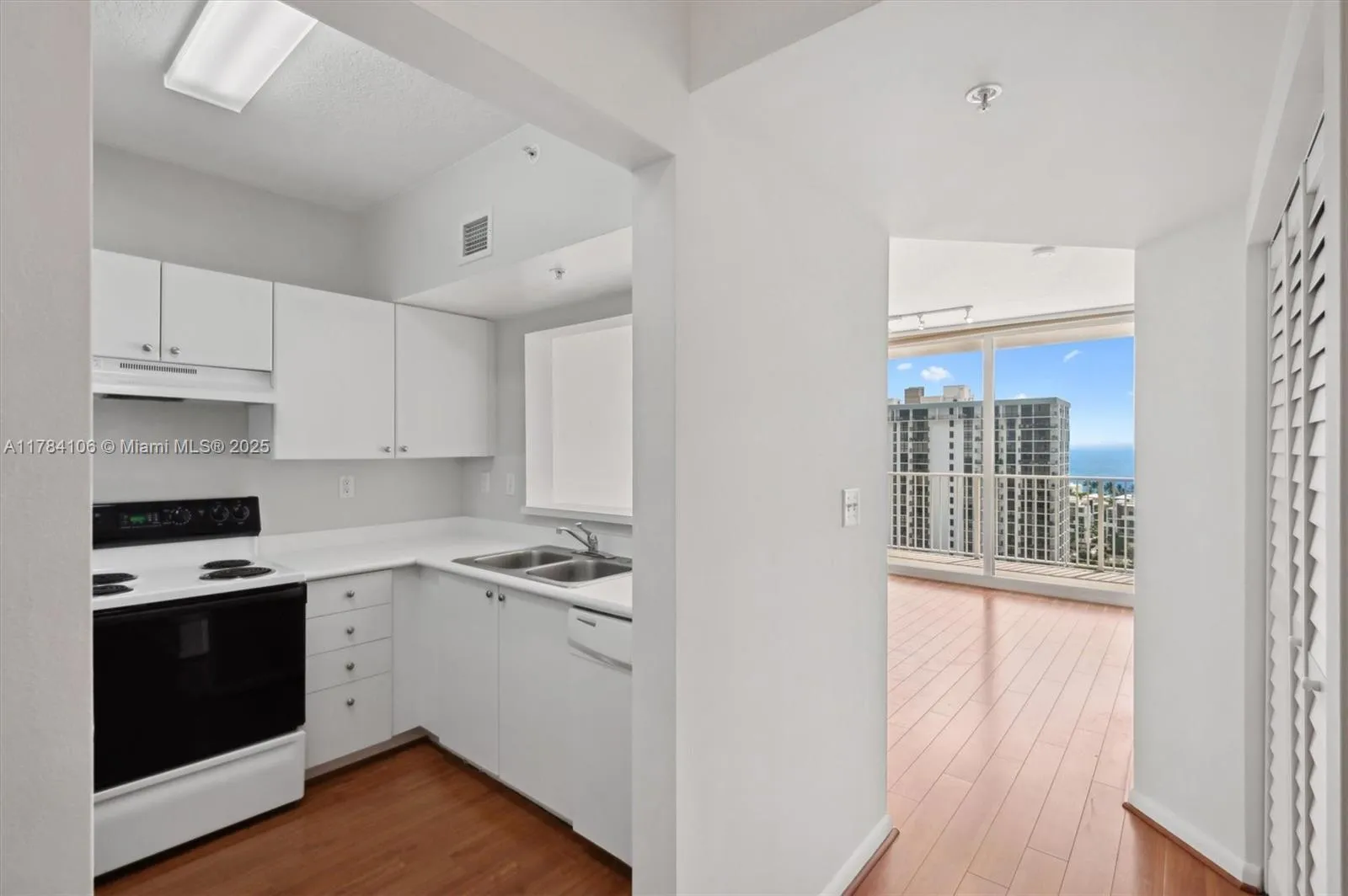 3020 NE 32nd Ave # 1407, Fort Lauderdale FL 33308