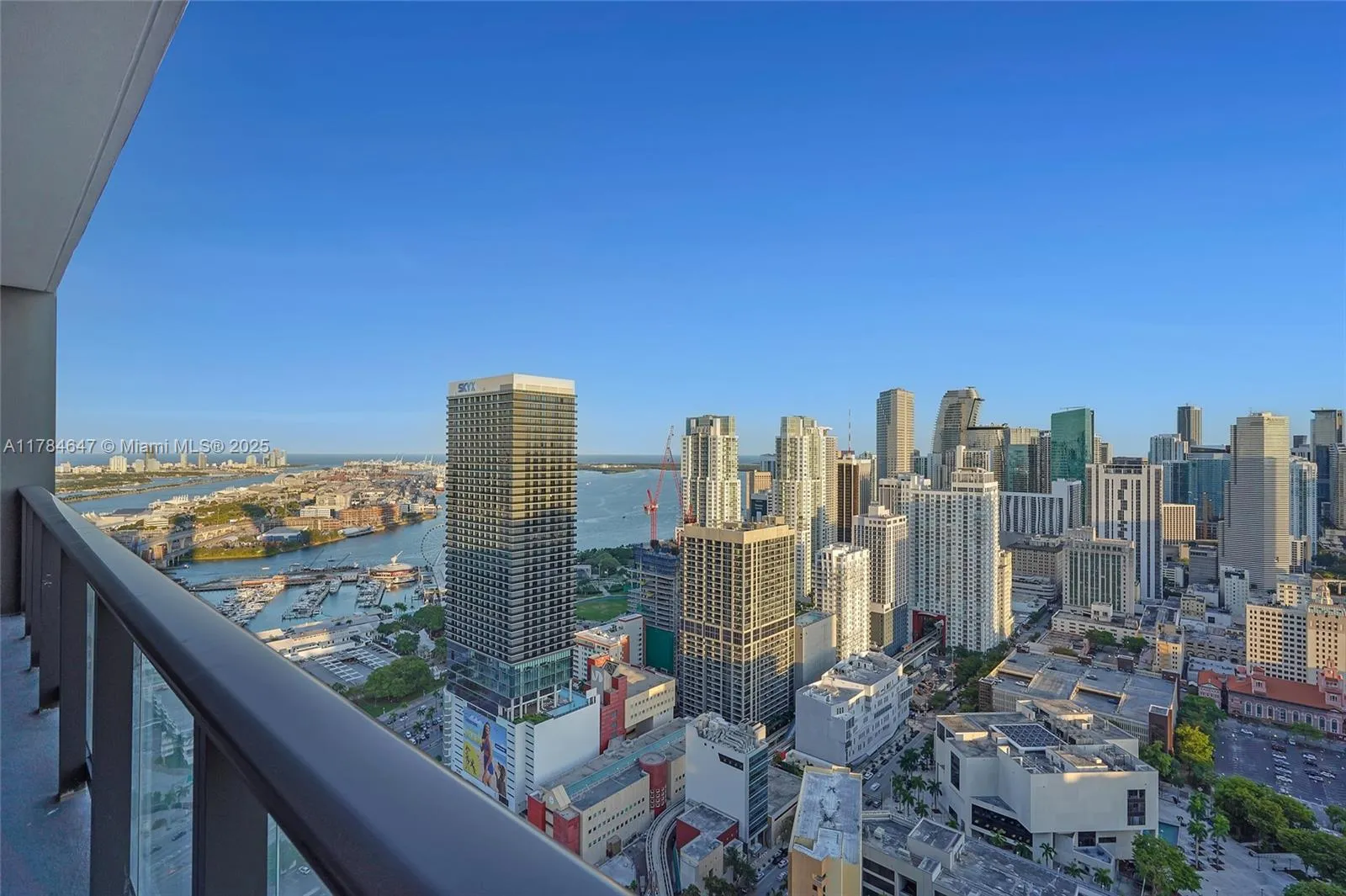 1 bedroom 1 bath for sale at 159 NE 6th St # 4307, Miami FL 33132