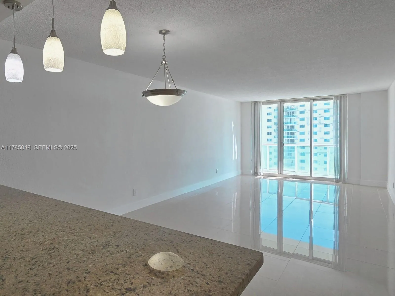 19380 Collins Ave # 1002, Sunny Isles Beach FL 33160