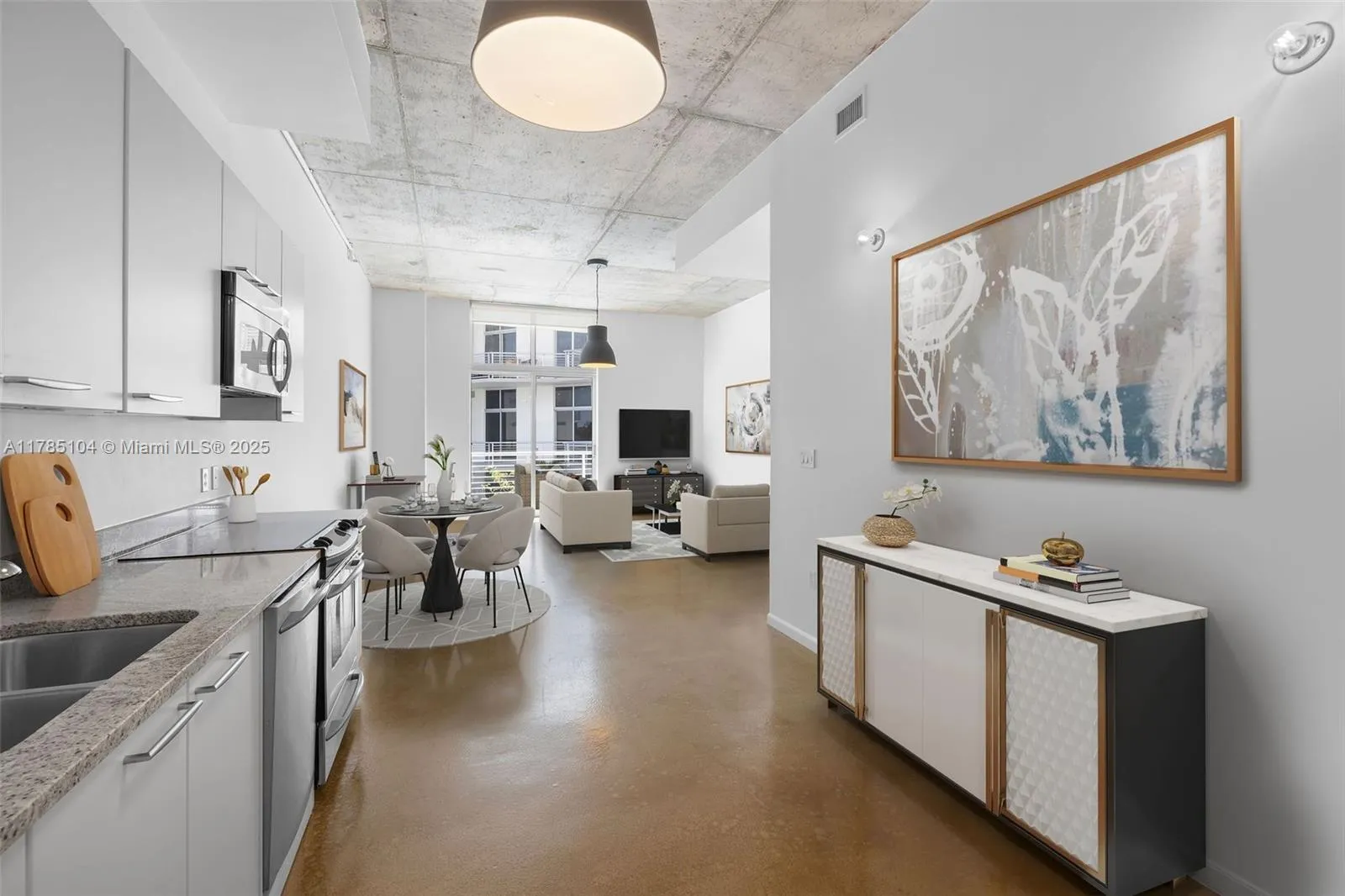2001 Meridian Ave # 412, Miami Beach FL 33139