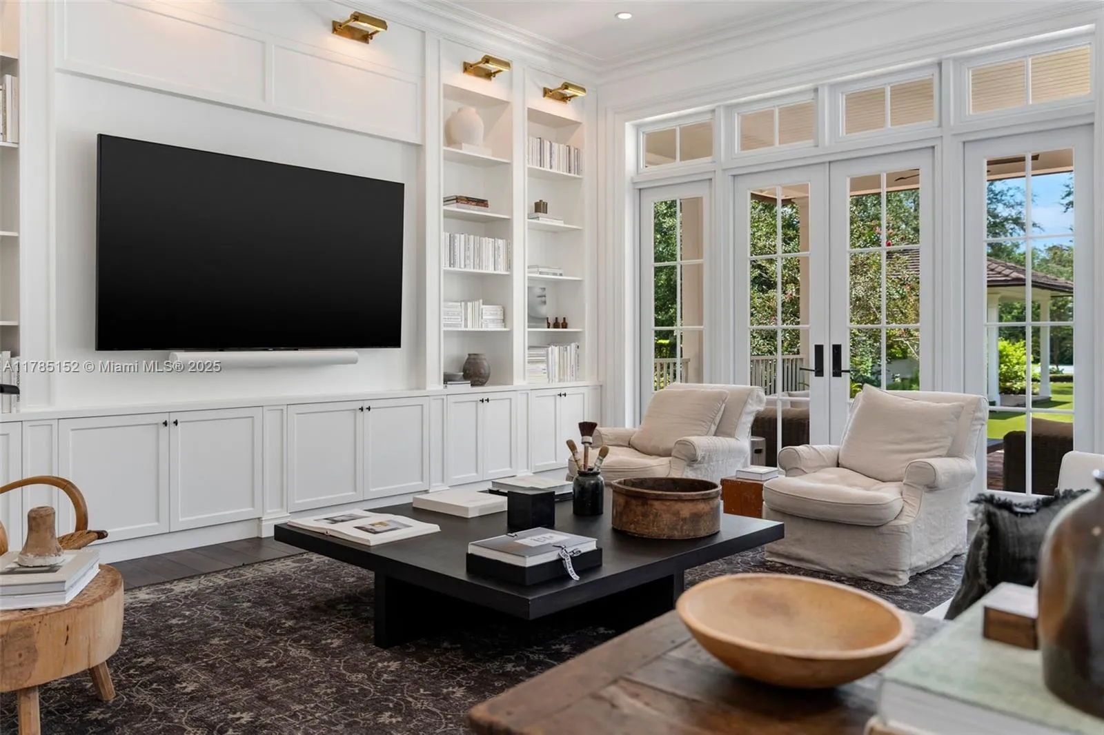 7393 SW 79th Ct, Miami FL 33143