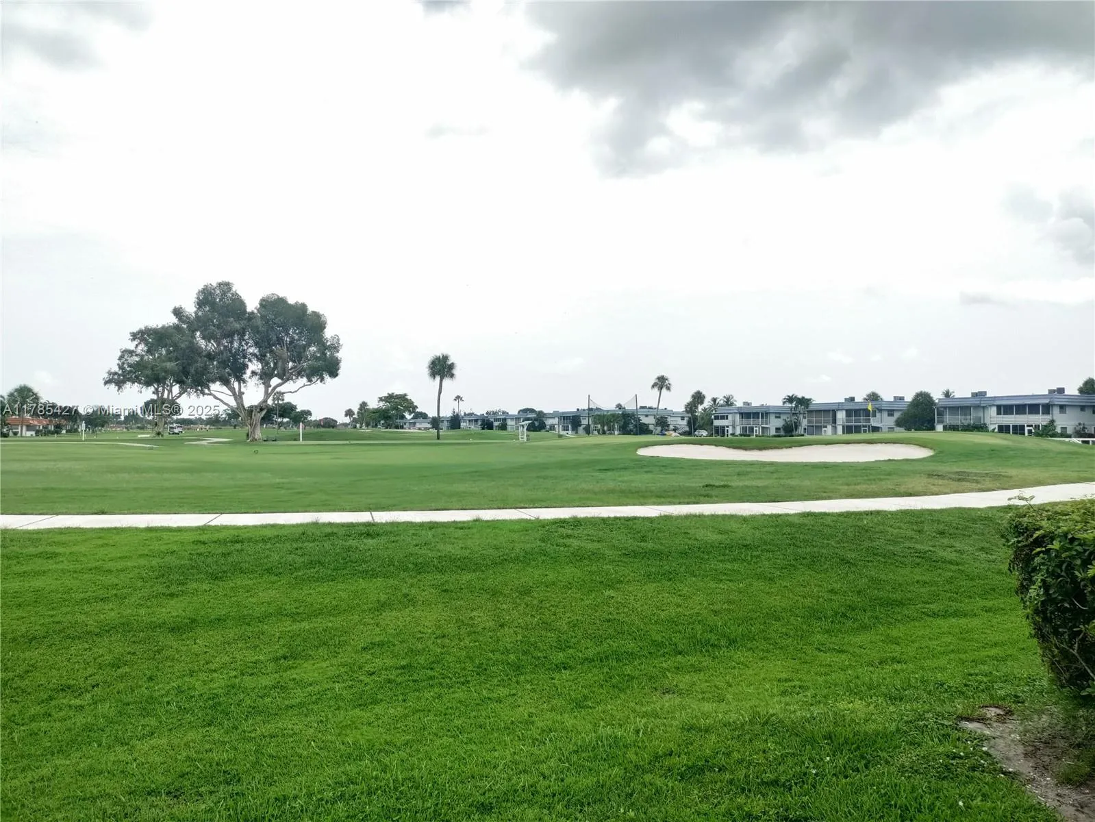 1 bedroom 1 bath for sale at 207 Tuscany D # 207, Delray Beach FL 33446