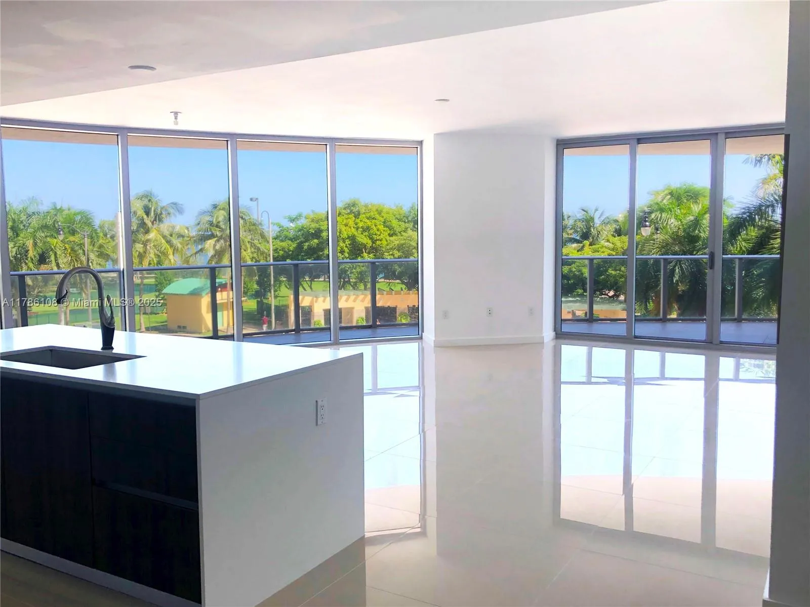3 bedroom 4 bath for sale at 488 NE 18th St # 215, Miami FL 33132