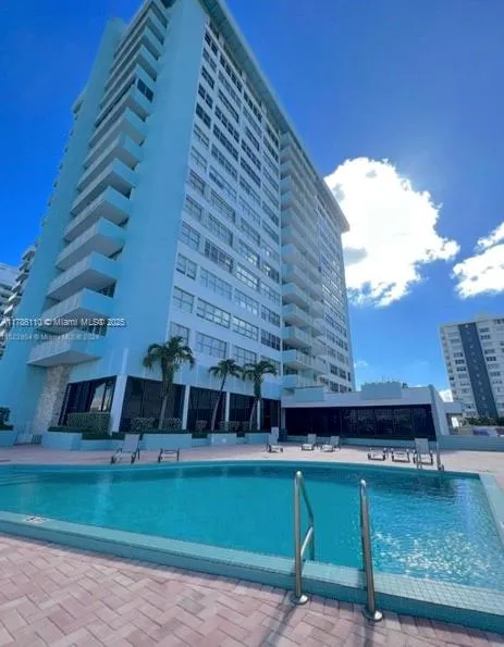 5838 Collins Ave # 14F, Miami Beach FL 33140