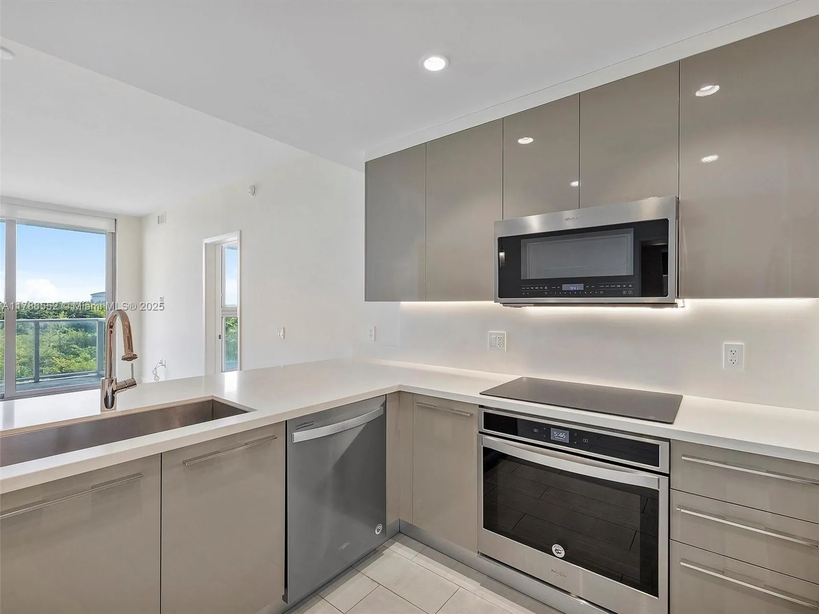2000 Metropica Way # 502, Sunrise FL 33323