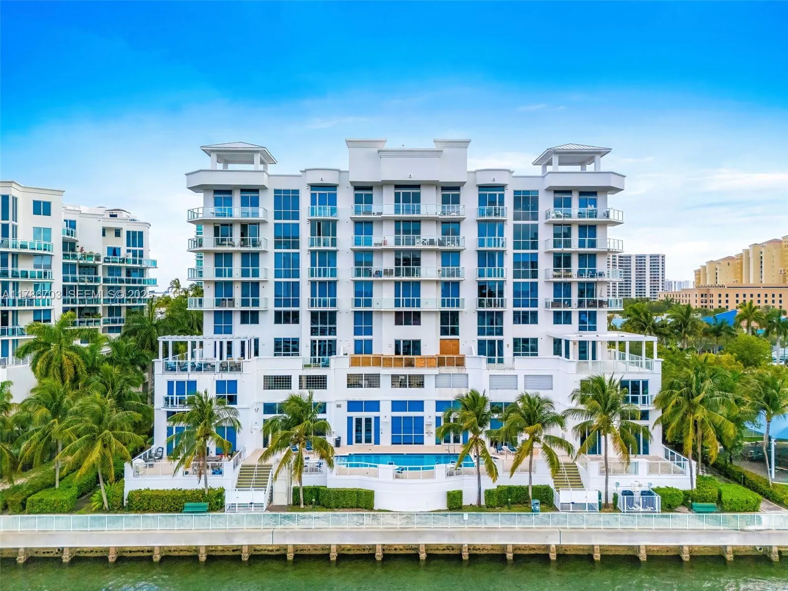 3030 NE 188th St # 606, Aventura FL 33180