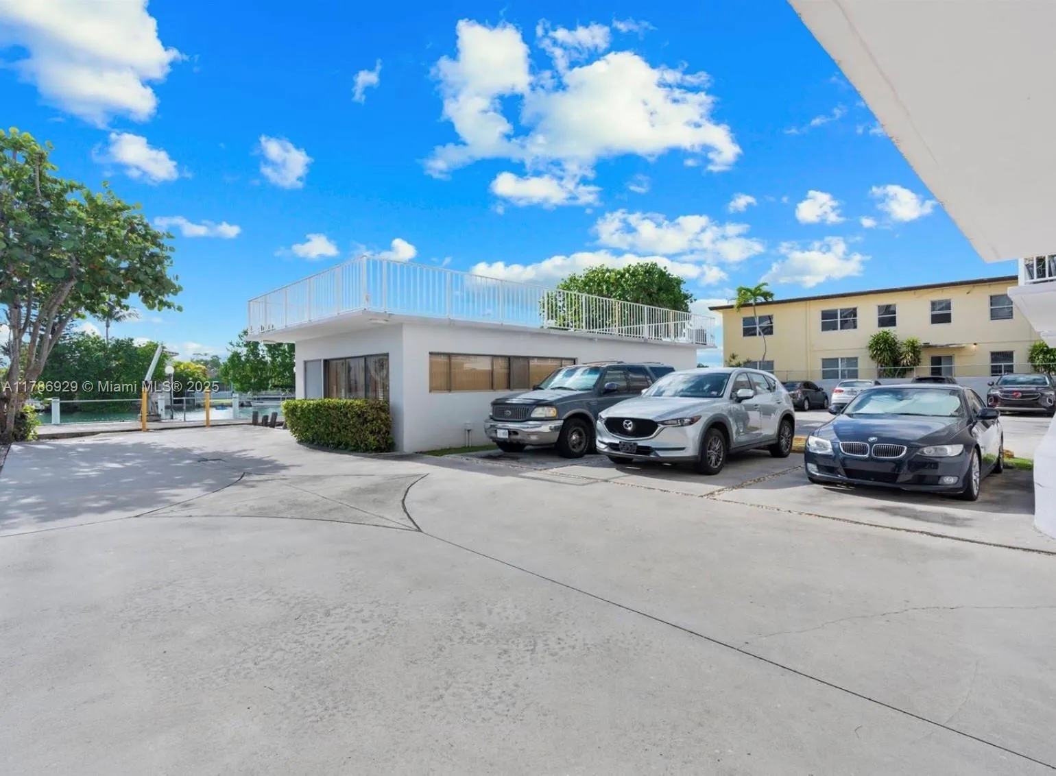 130 S Shore Dr # 2F, Miami Beach FL 33141