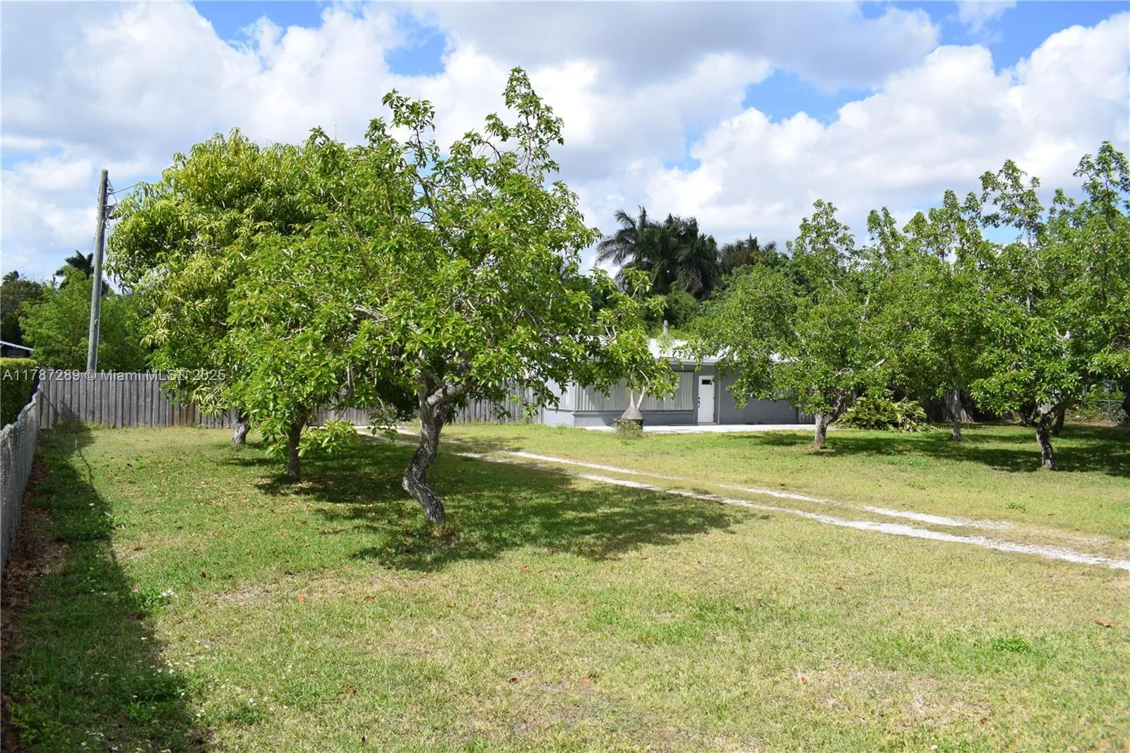 16635 SW 236th St, Homestead FL 33031