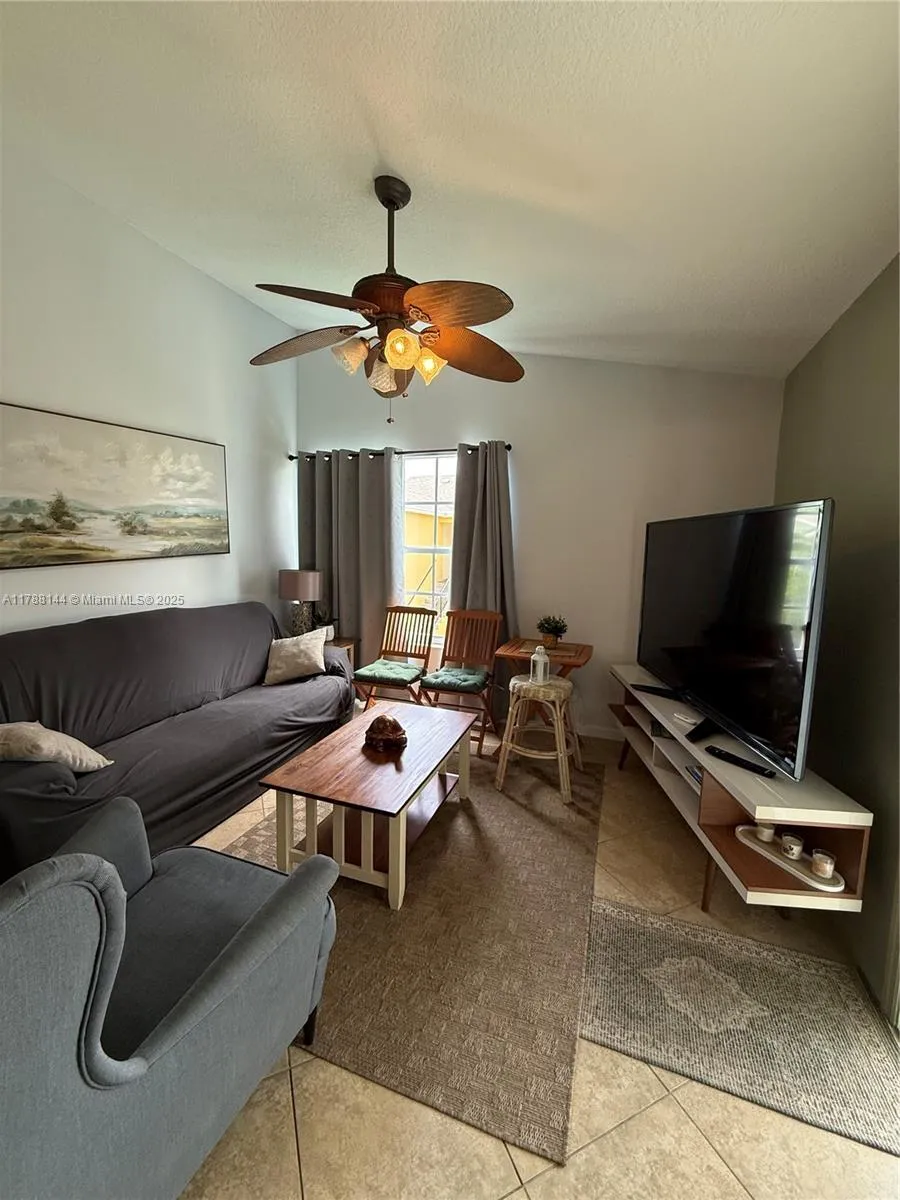 559 Waterside Dr # 559, Hypoluxo FL 33462