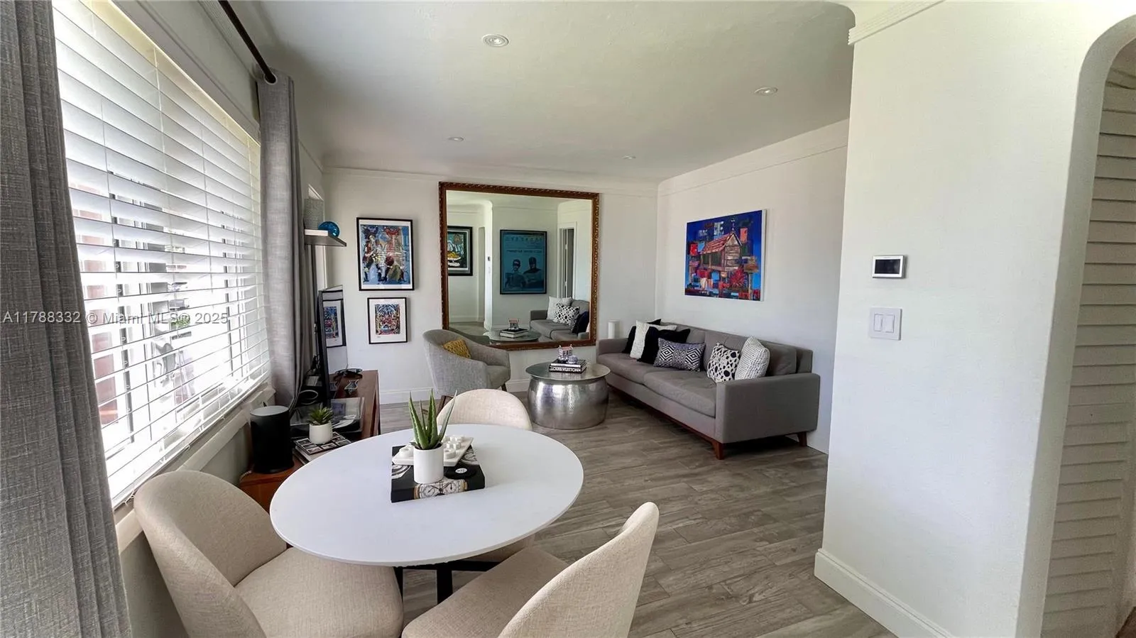 2115 Bay Dr, Miami Beach FL 33141