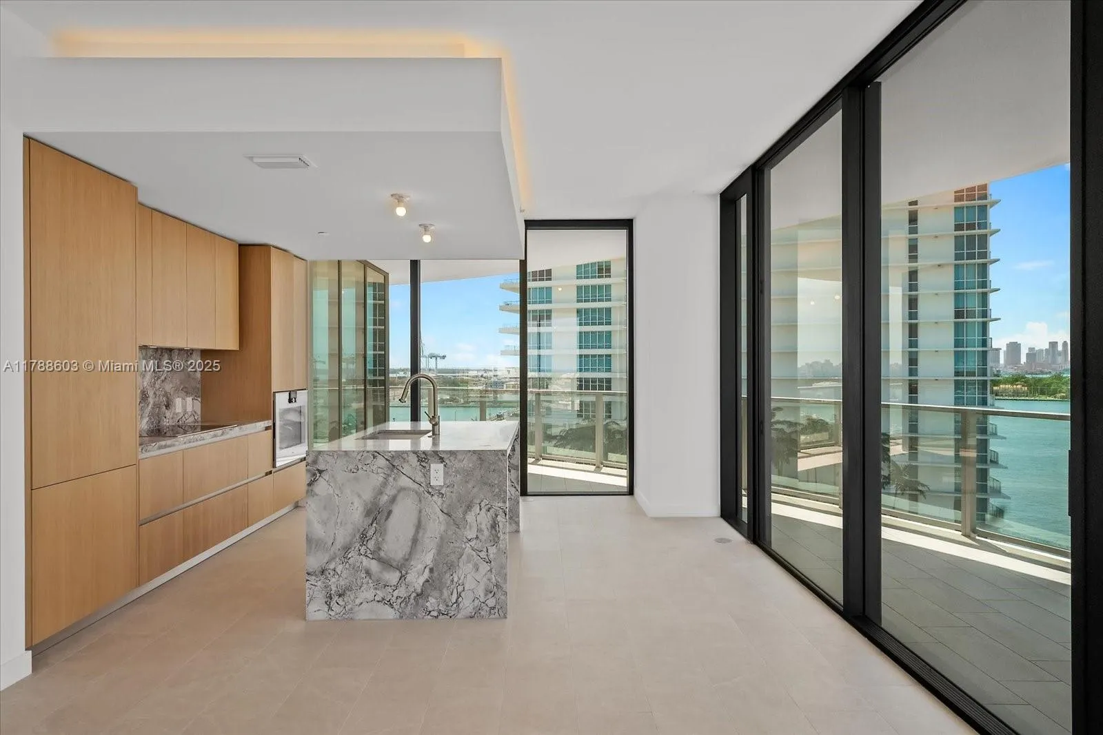 500 Alton Rd # 1105, Miami Beach FL 33139