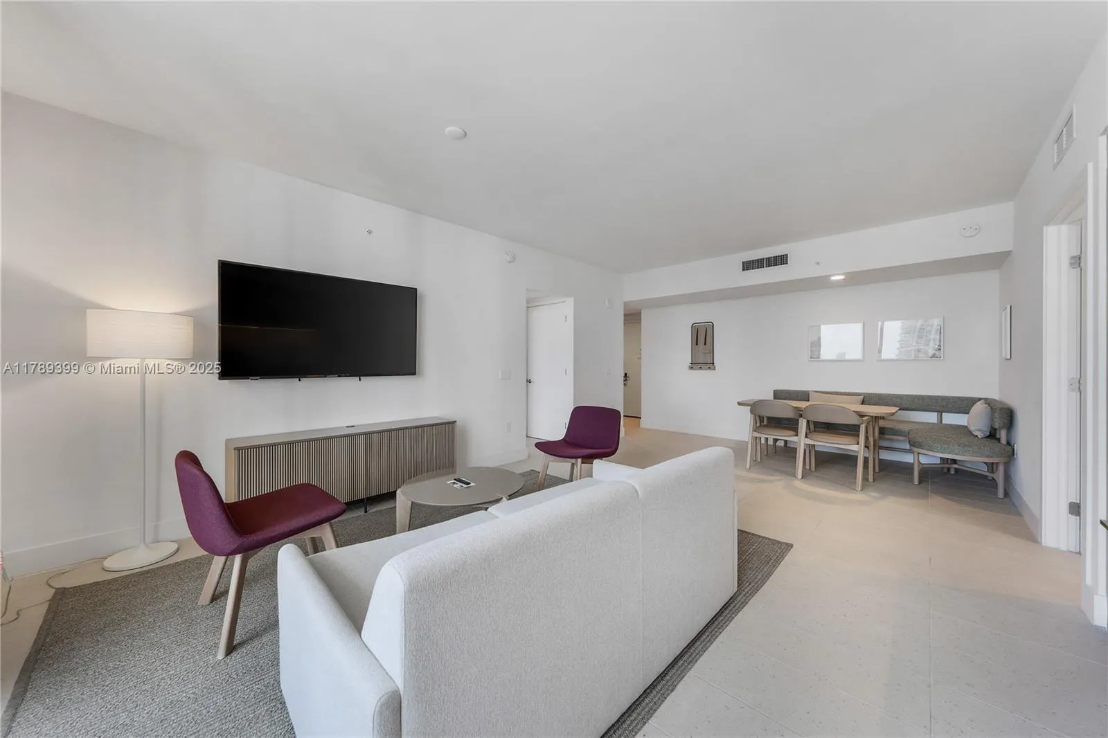 159 NE 6 Street # 2402, Miami FL 33132