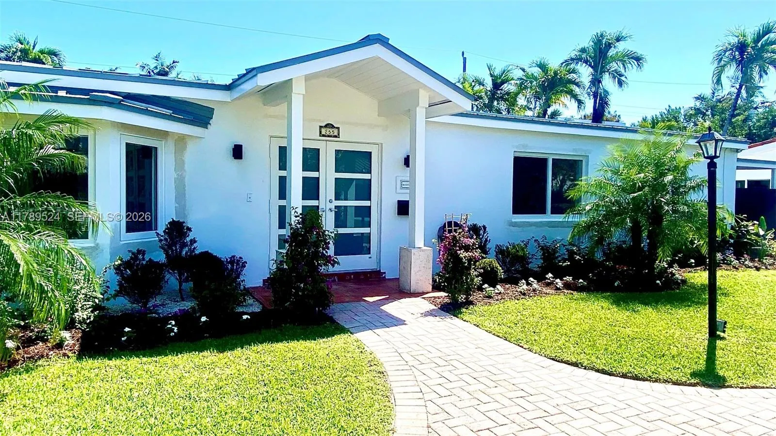 4 bedroom 3 bath for sale at 255 Ridgewood Rd, Key Biscayne FL 33149