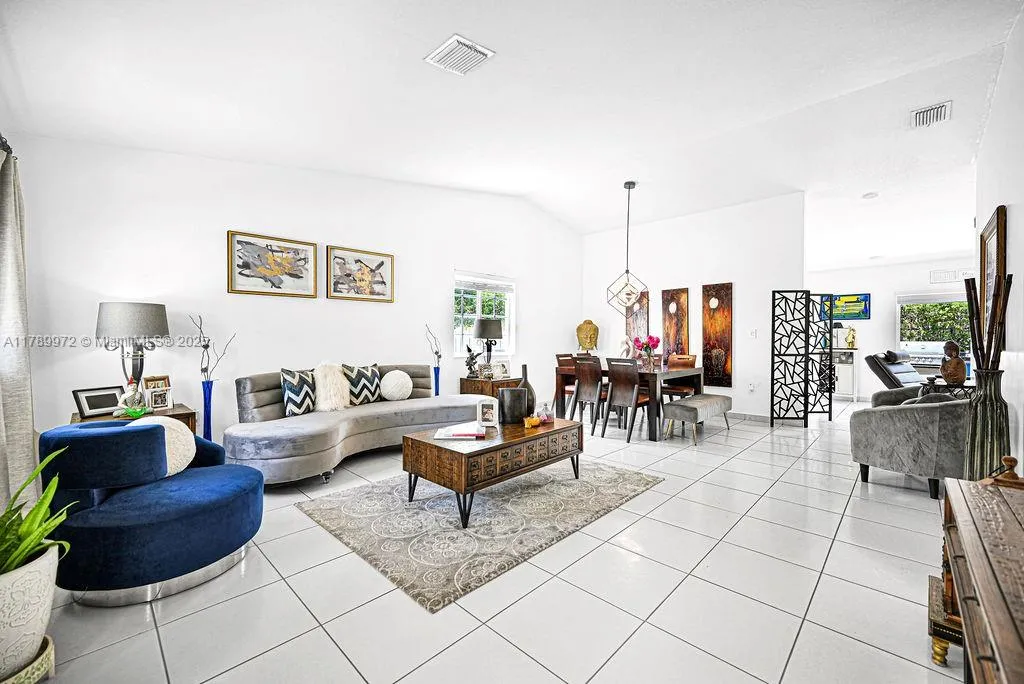 3864 SW 145th Ave, Miami FL 33175