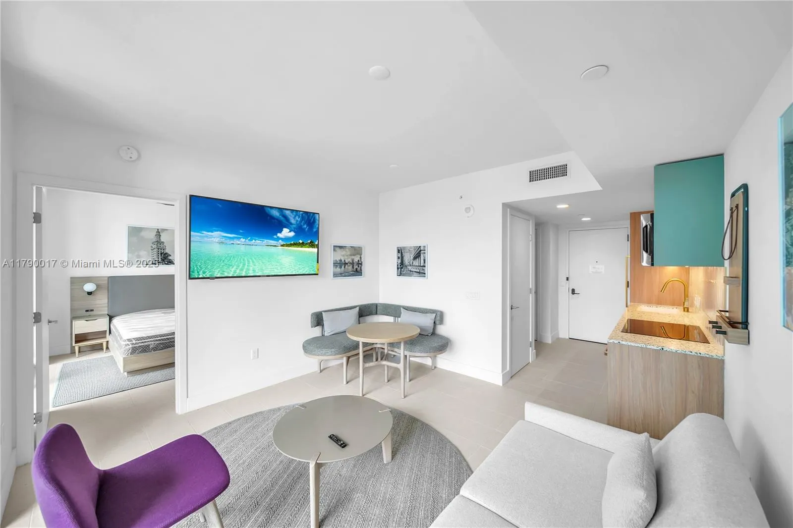 1 bedroom 1 bath for rent at 601 NE 1 Ave # 2507, Miami FL 33131