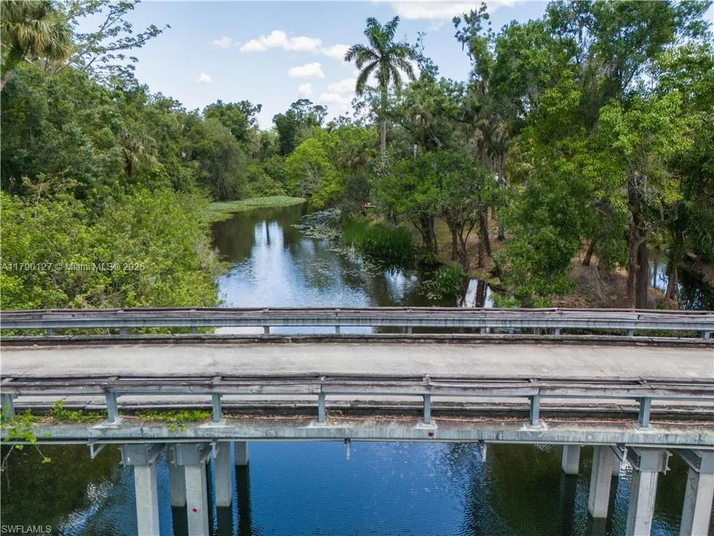 2920 Fort Denaud Rd, La Belle FL 33935
