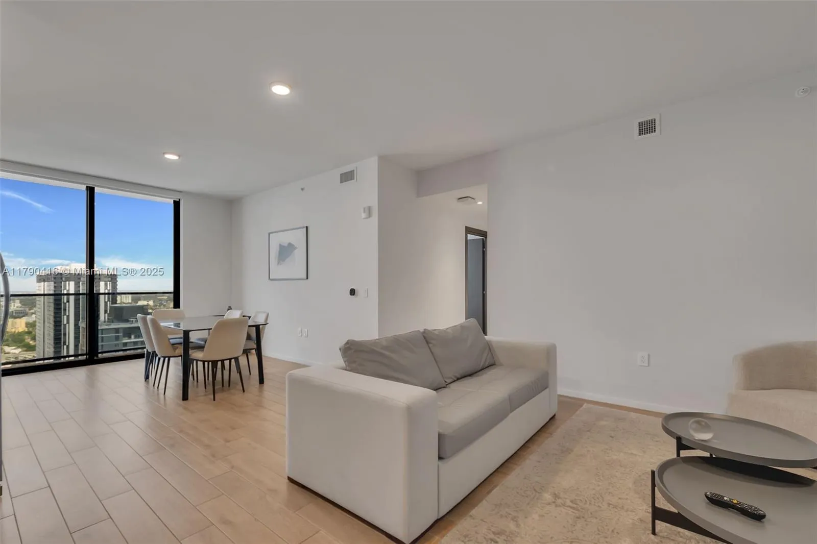 398 NE 5th St # 3901, Miami FL 33132